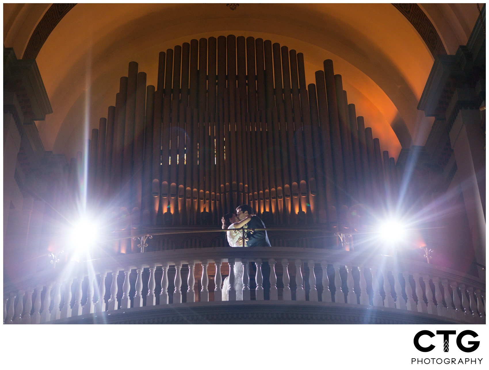 The_Grand_Hall_at_The_Priory_wedding-photos_0096