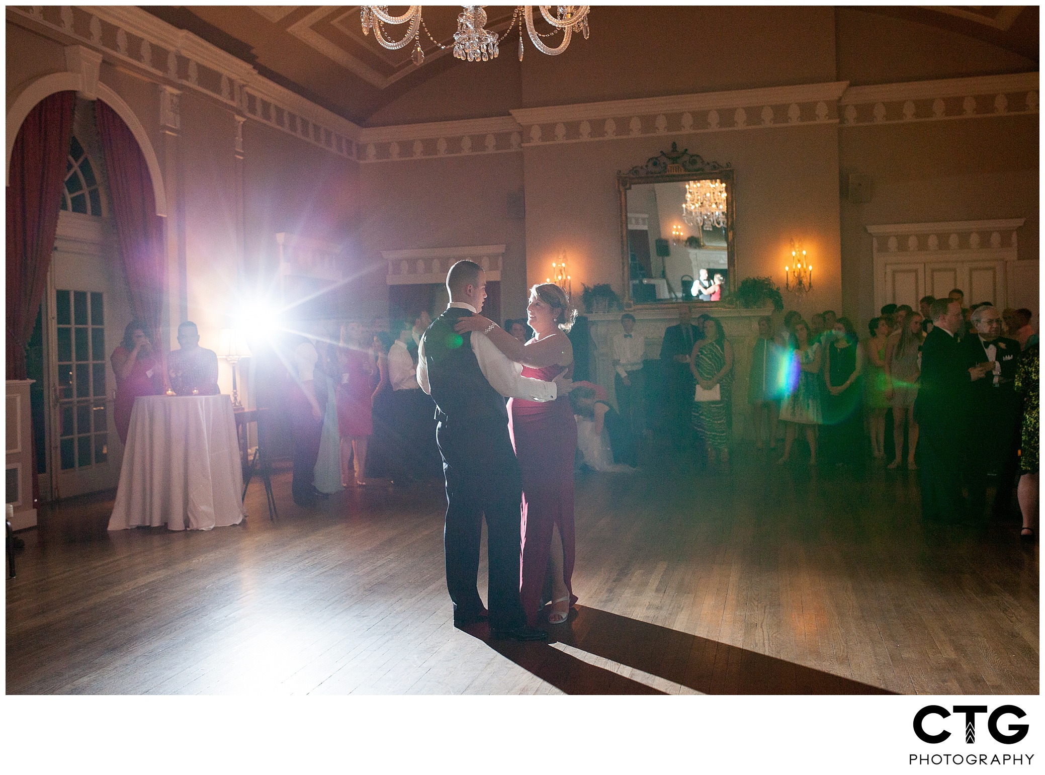 Fox_Chapel_Golf_Club_Wedding_Photos_0087