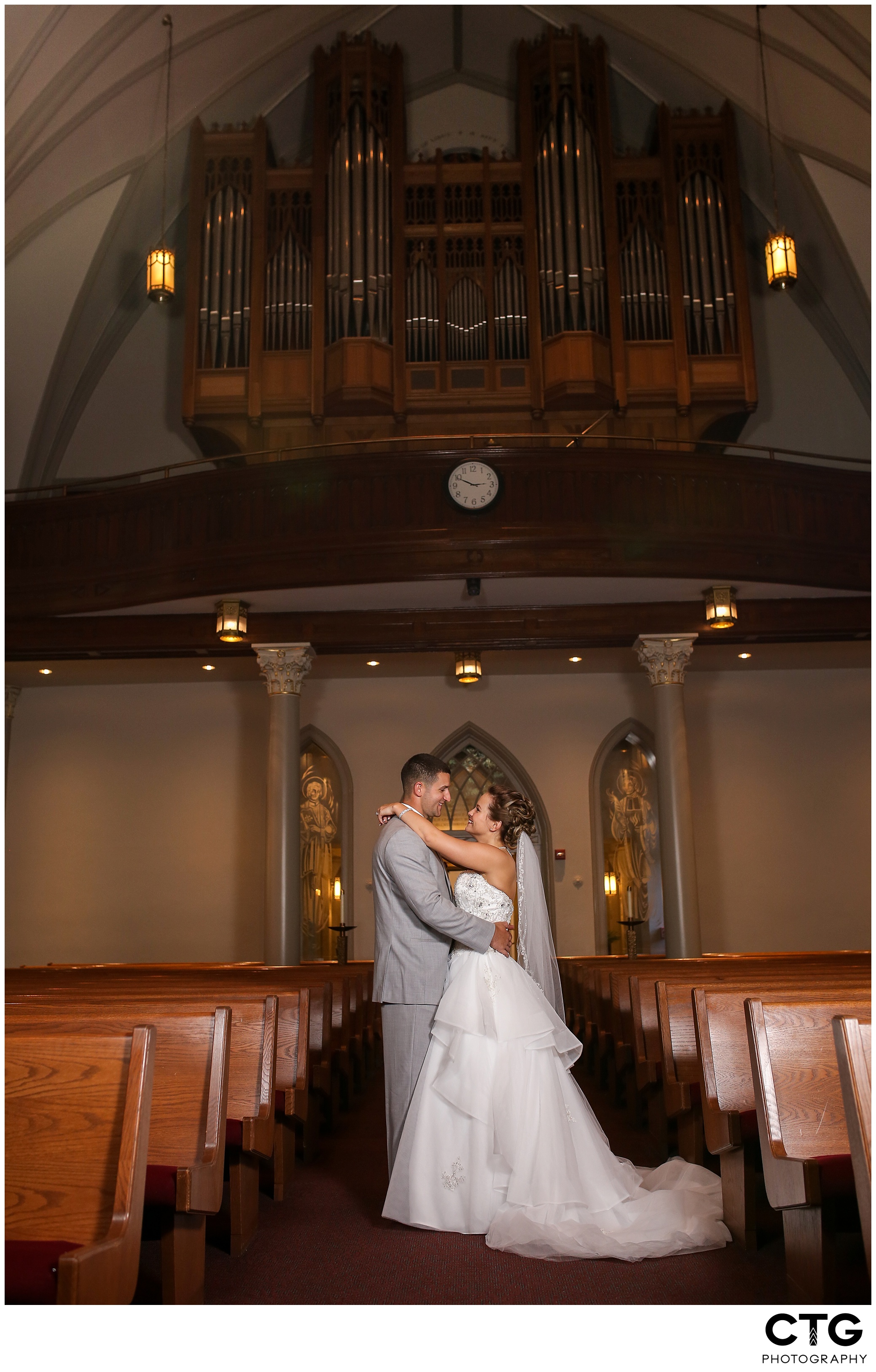 Duquesne_Power_Center_Wedding_0034