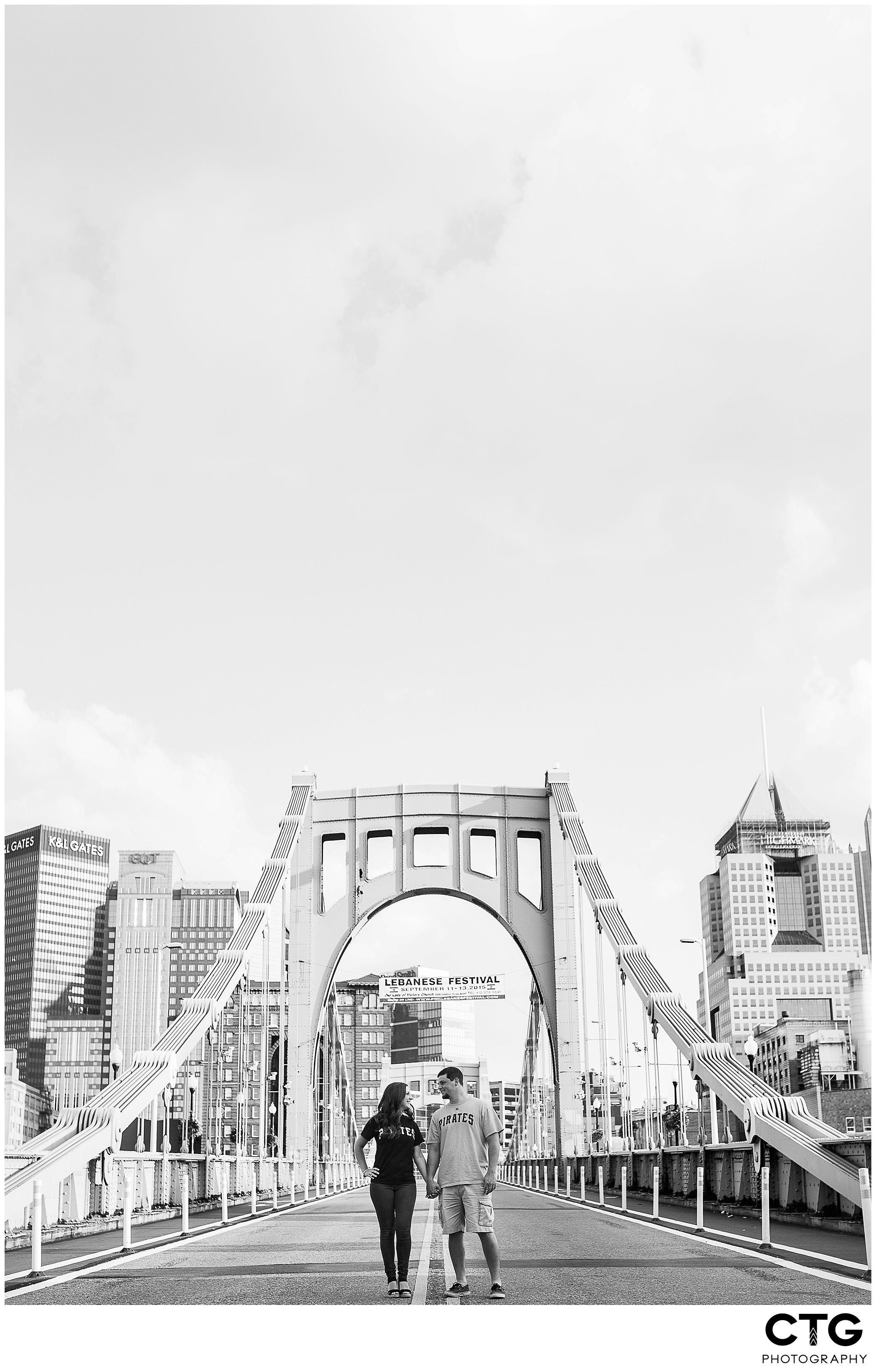 Pittsburgh_North_Shore_Engagement_Photos_0002