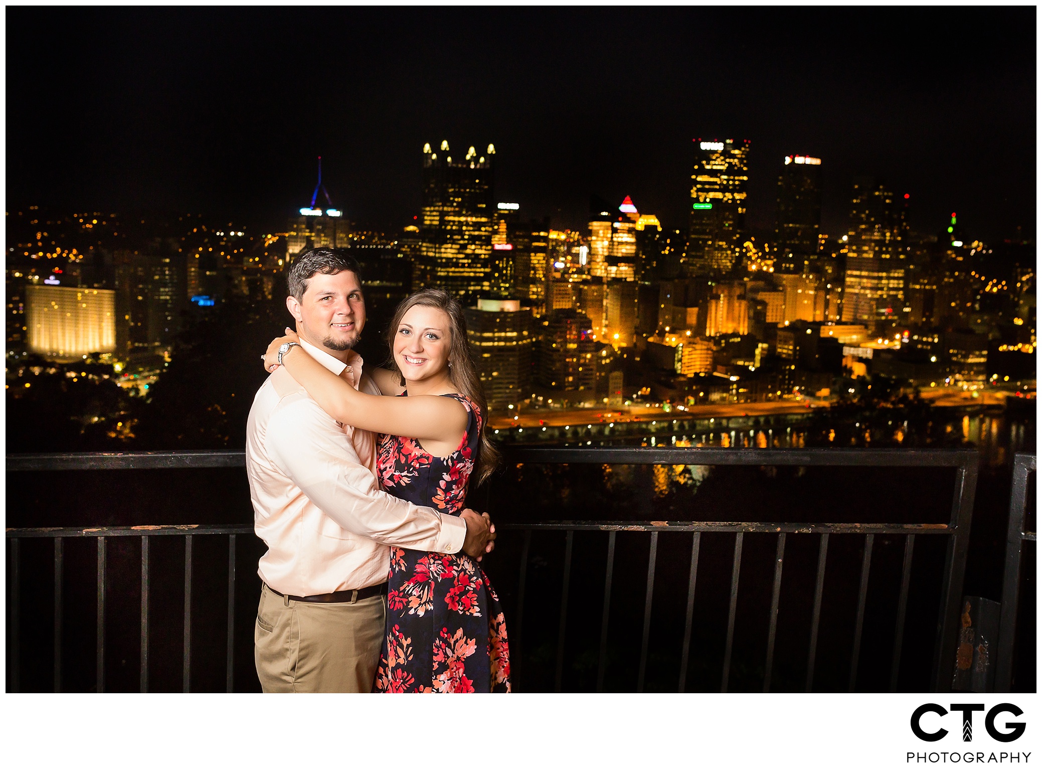 Pittsburgh_North_Shore_Engagement_Photos_0014