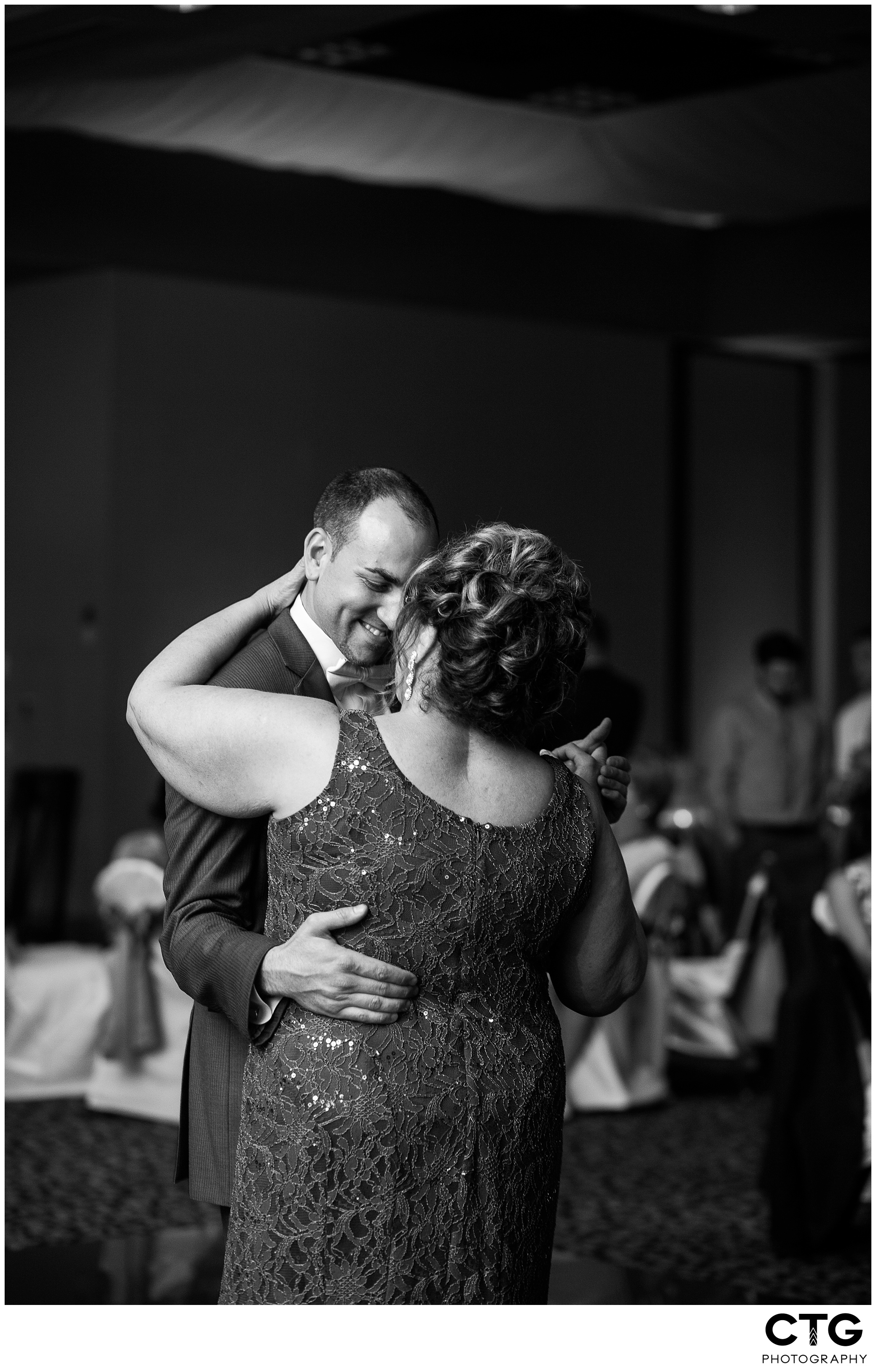 stratigos banquet center wedding photographer_0125