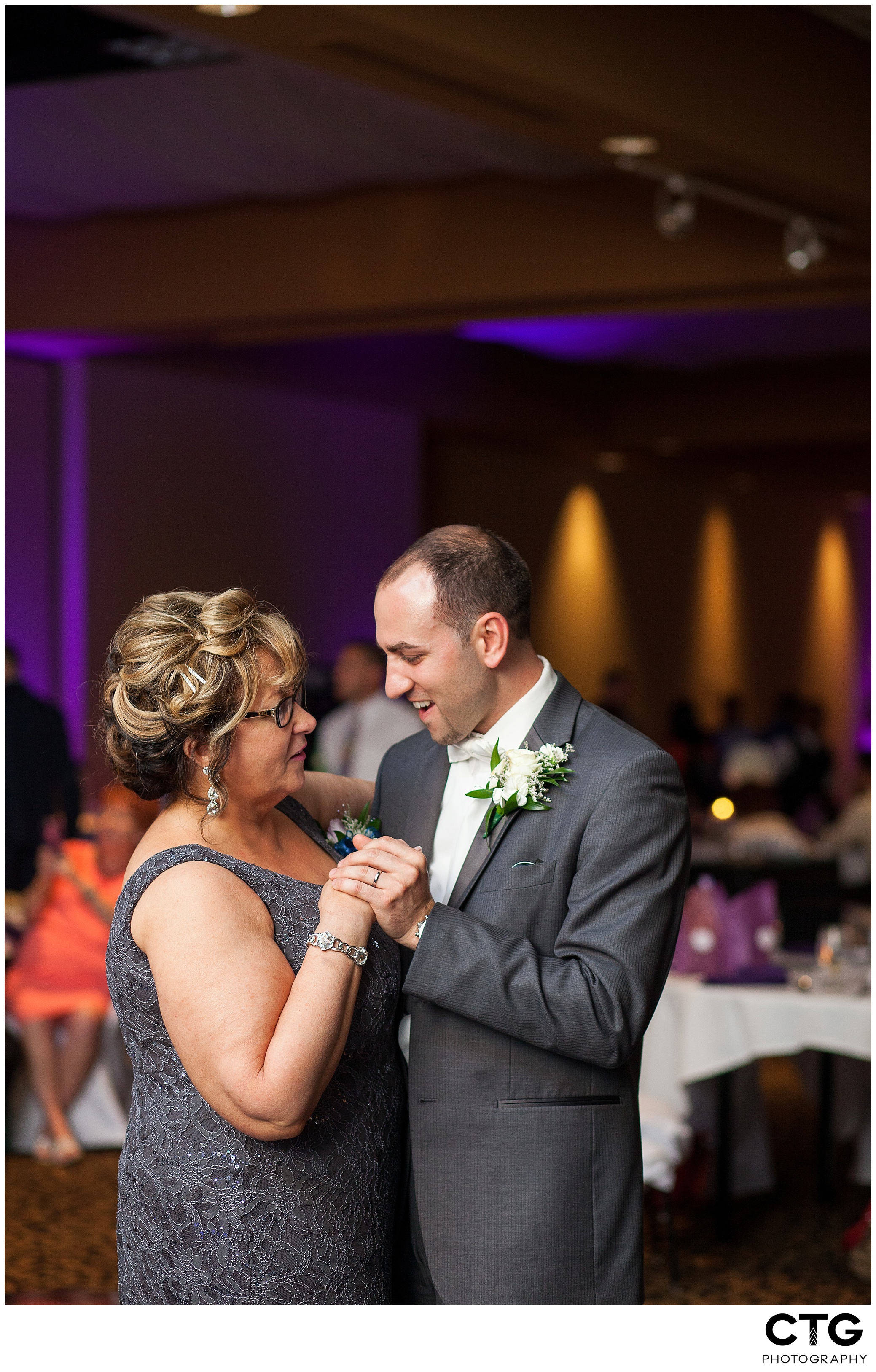 stratigos banquet center wedding photographer_0126