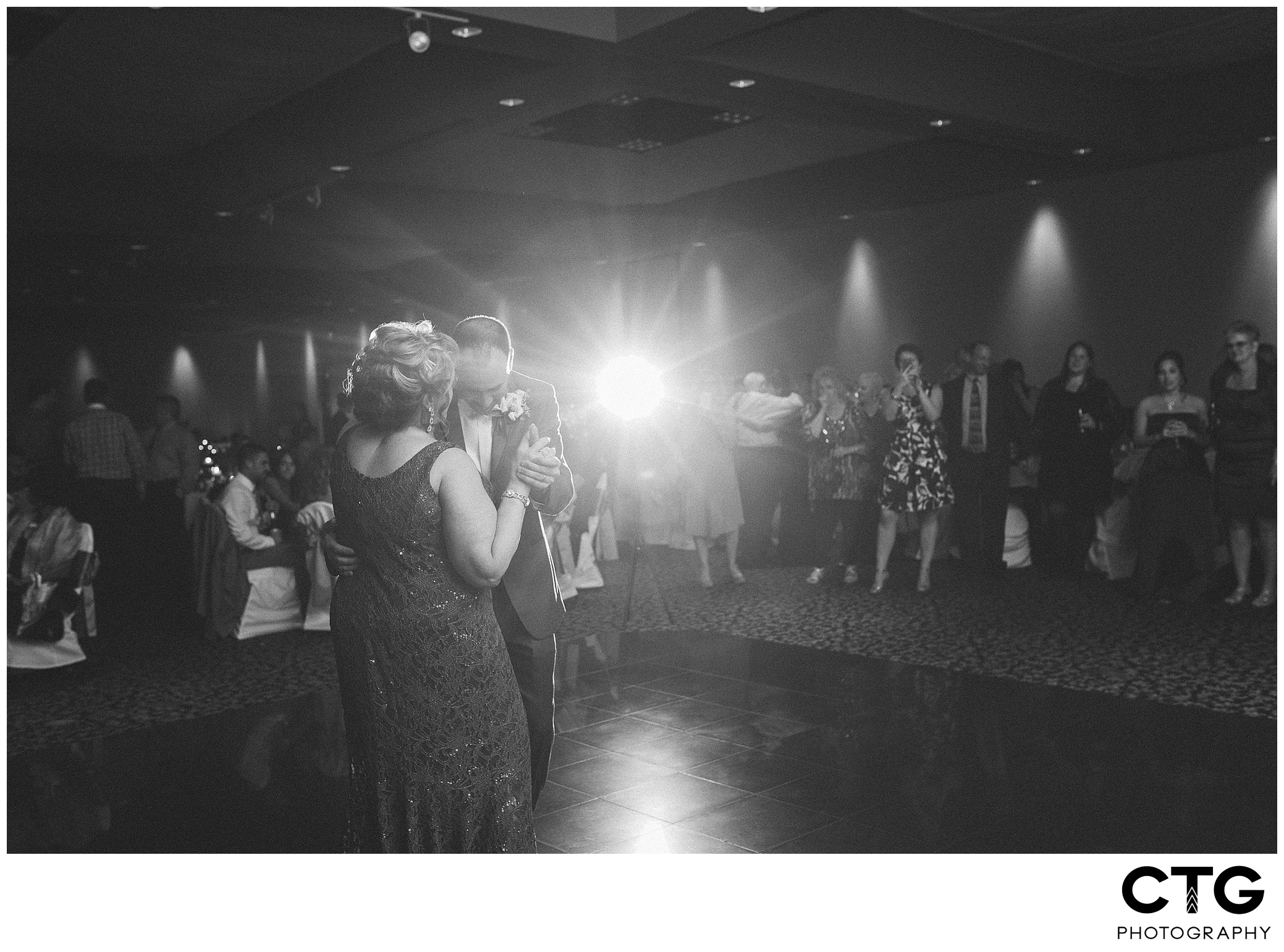 stratigos banquet center wedding photographer_0129