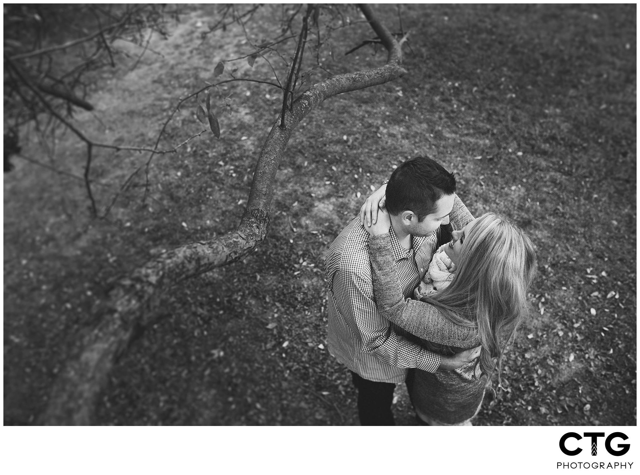 North_Park_Pittsburgh-Engagement_Photos_0018