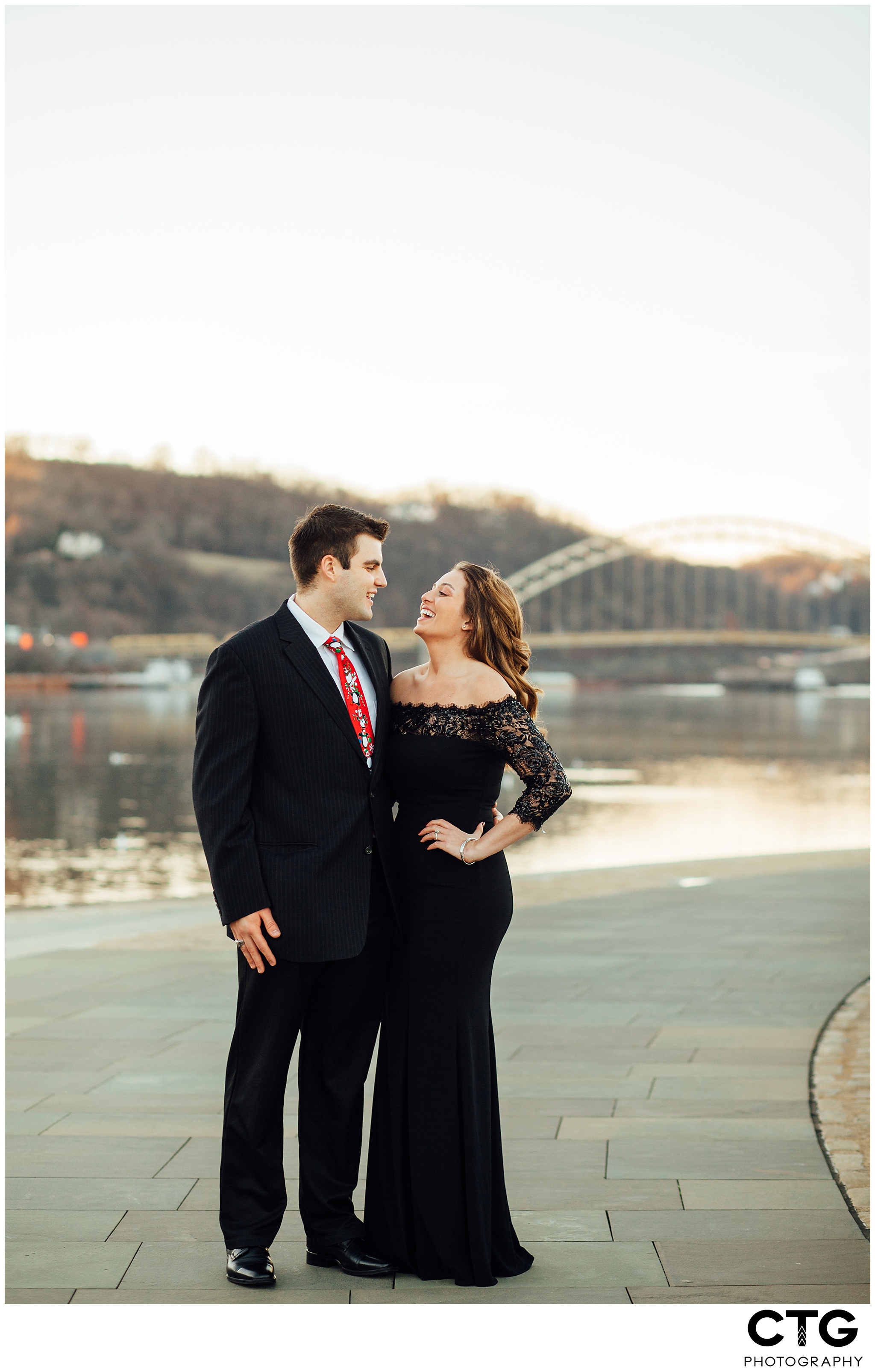 Pittsburgh_Proposal_Photographers_Proposal_At_The_Point_0023