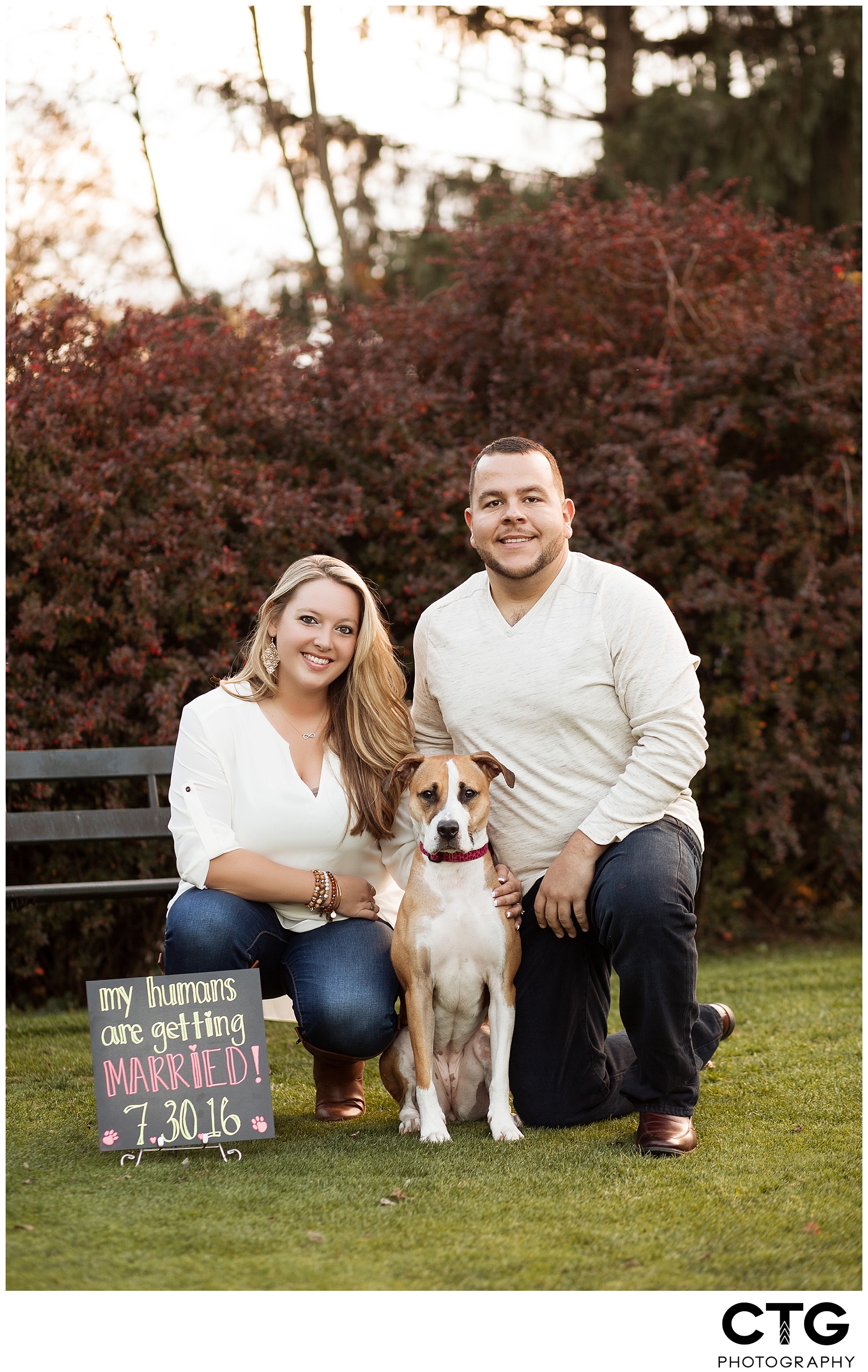 Rolling-fields-golf-course-engagement-photos_0009