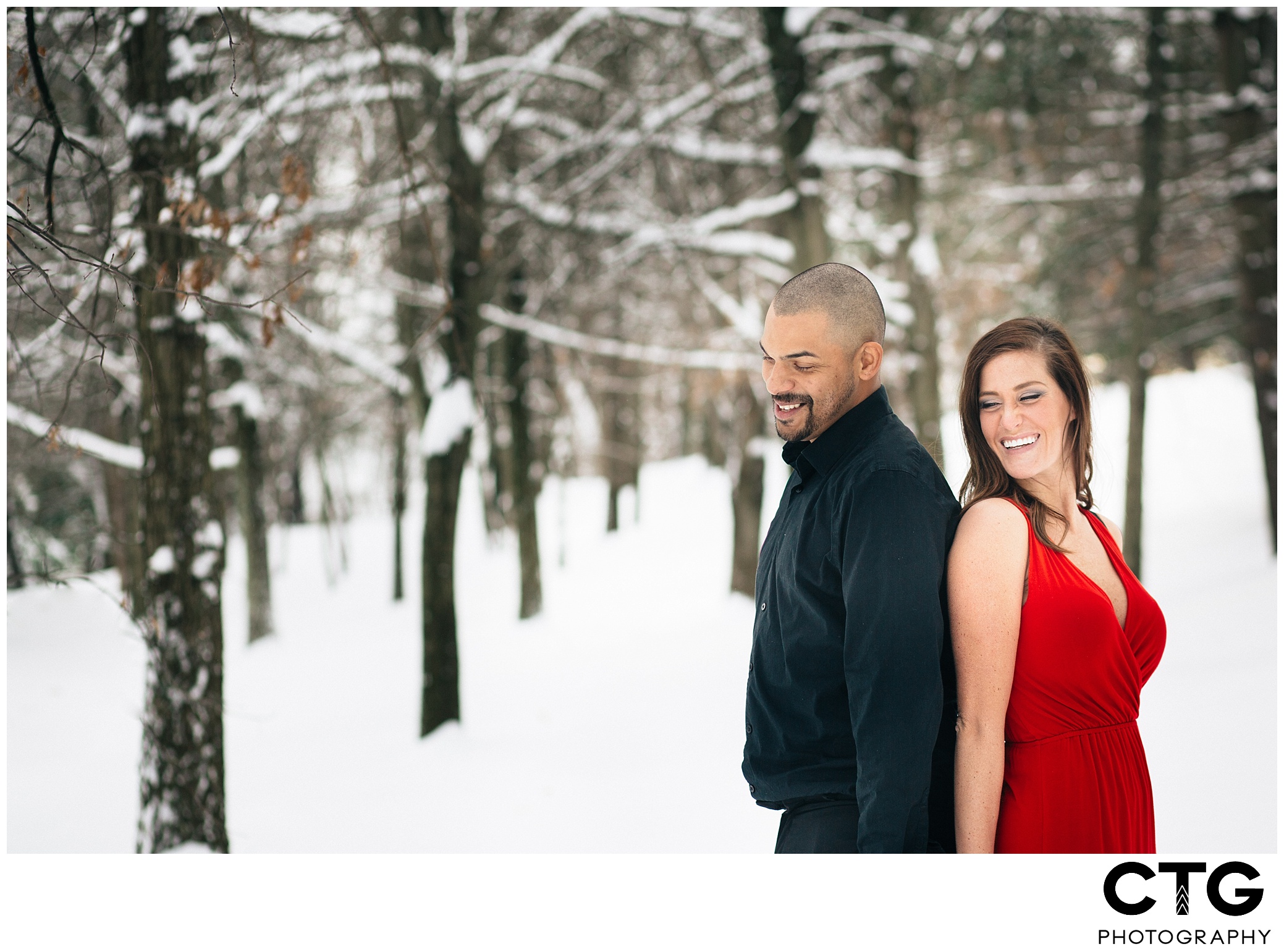 Pittsburgh-winter-engagement-photos_0017