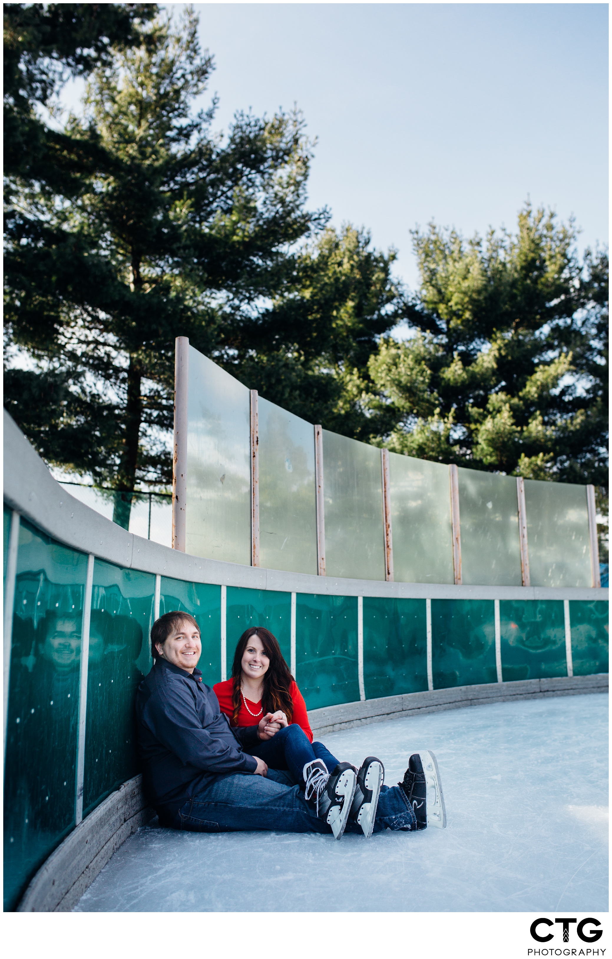 schenley-ice-rink-engagement-photos_0001