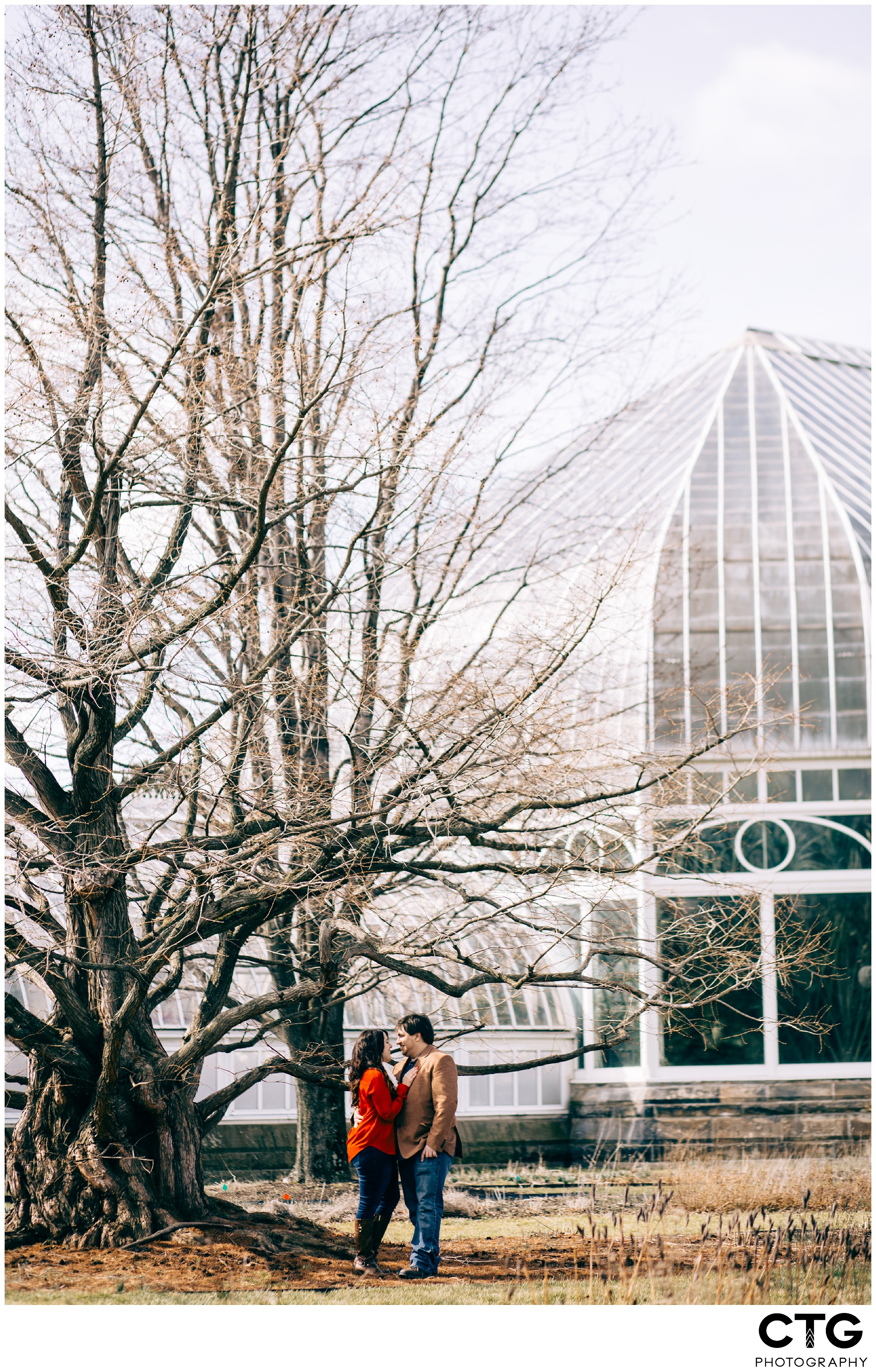 schenley-ice-rink-engagement-photos_0011