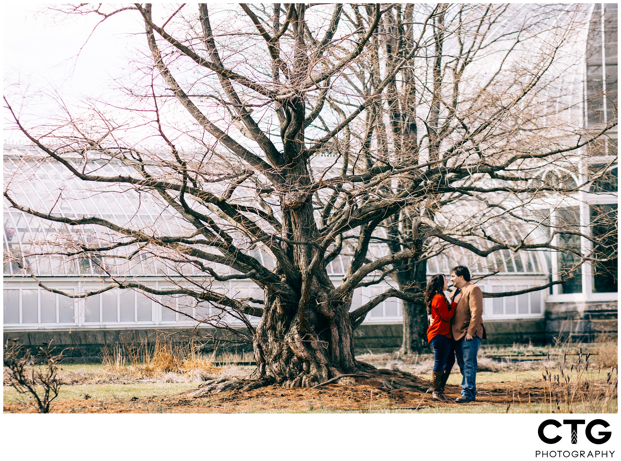 schenley-ice-rink-engagement-photos_0012