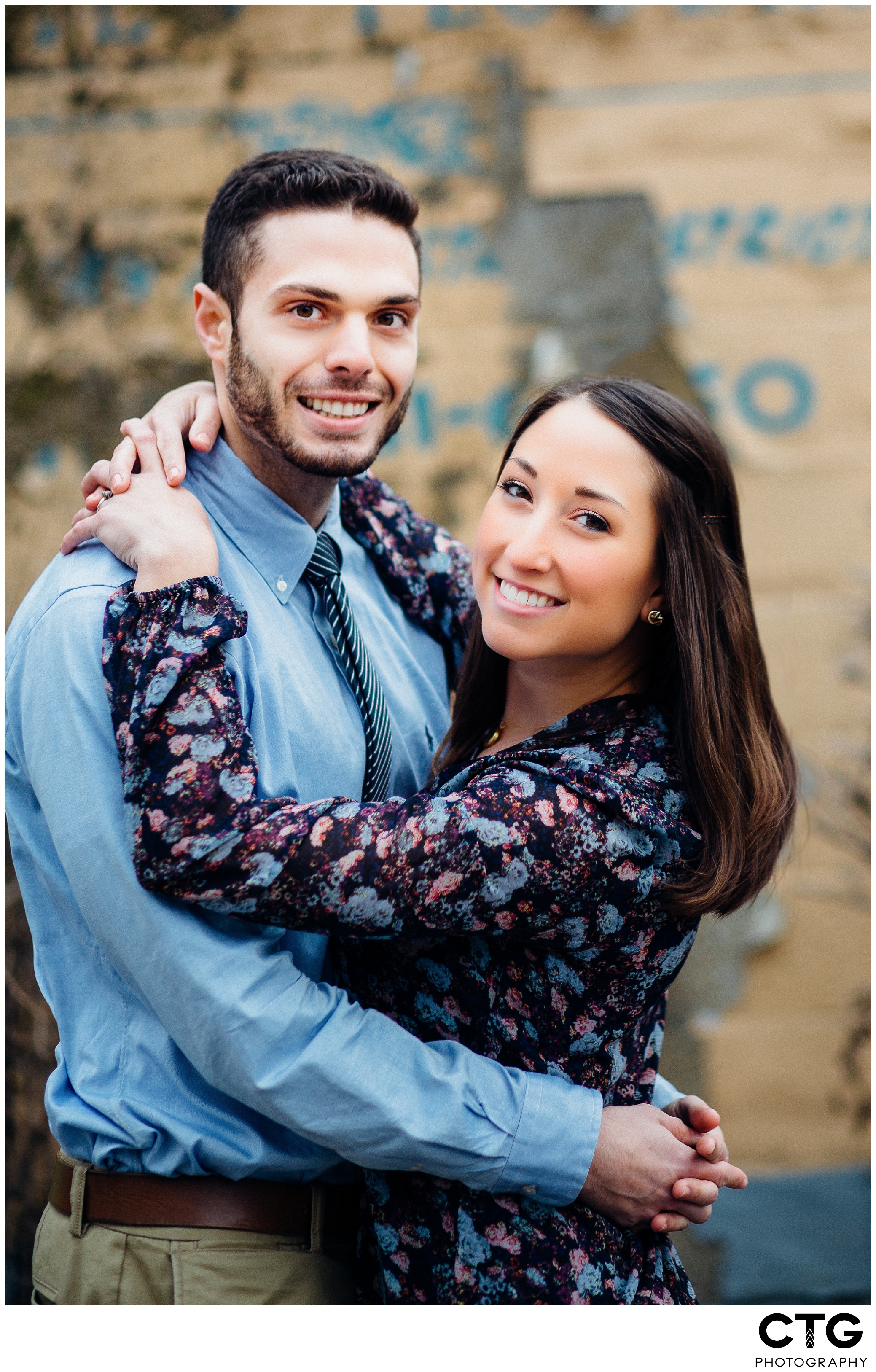 pittsburgh-city-engagement-photos_0002