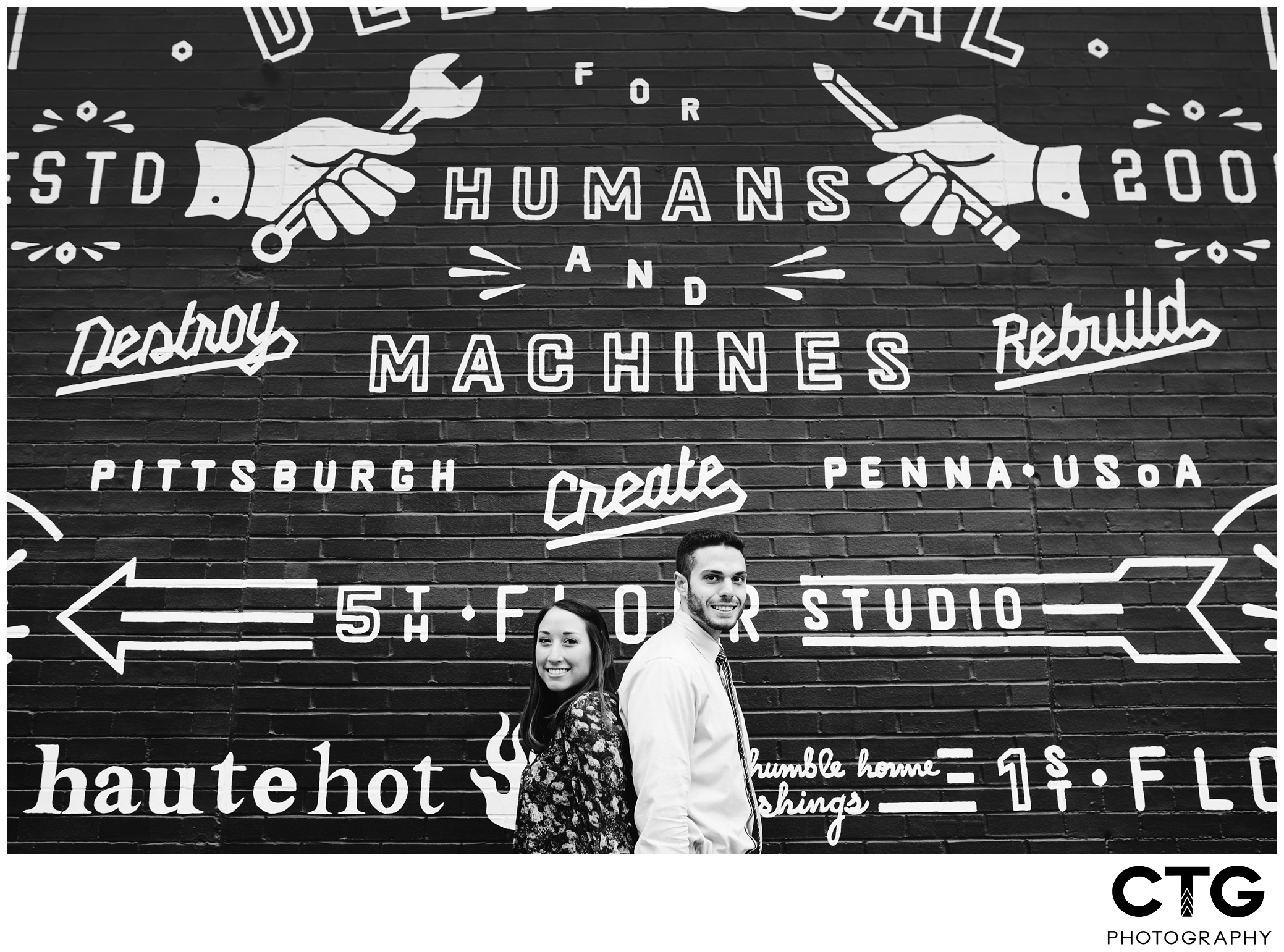 pittsburgh-city-engagement-photos_0005