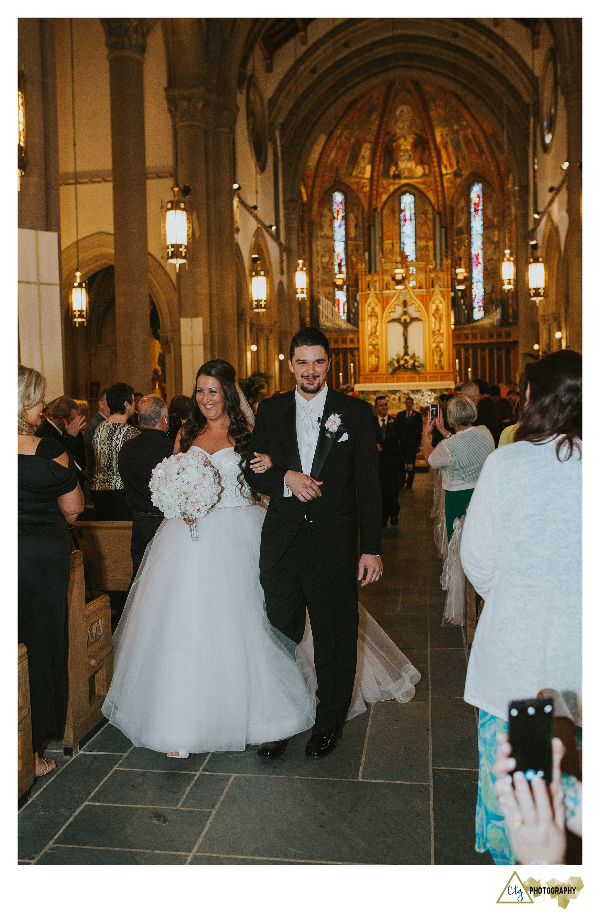 Saint_Bernard_Parish_Wedding-37