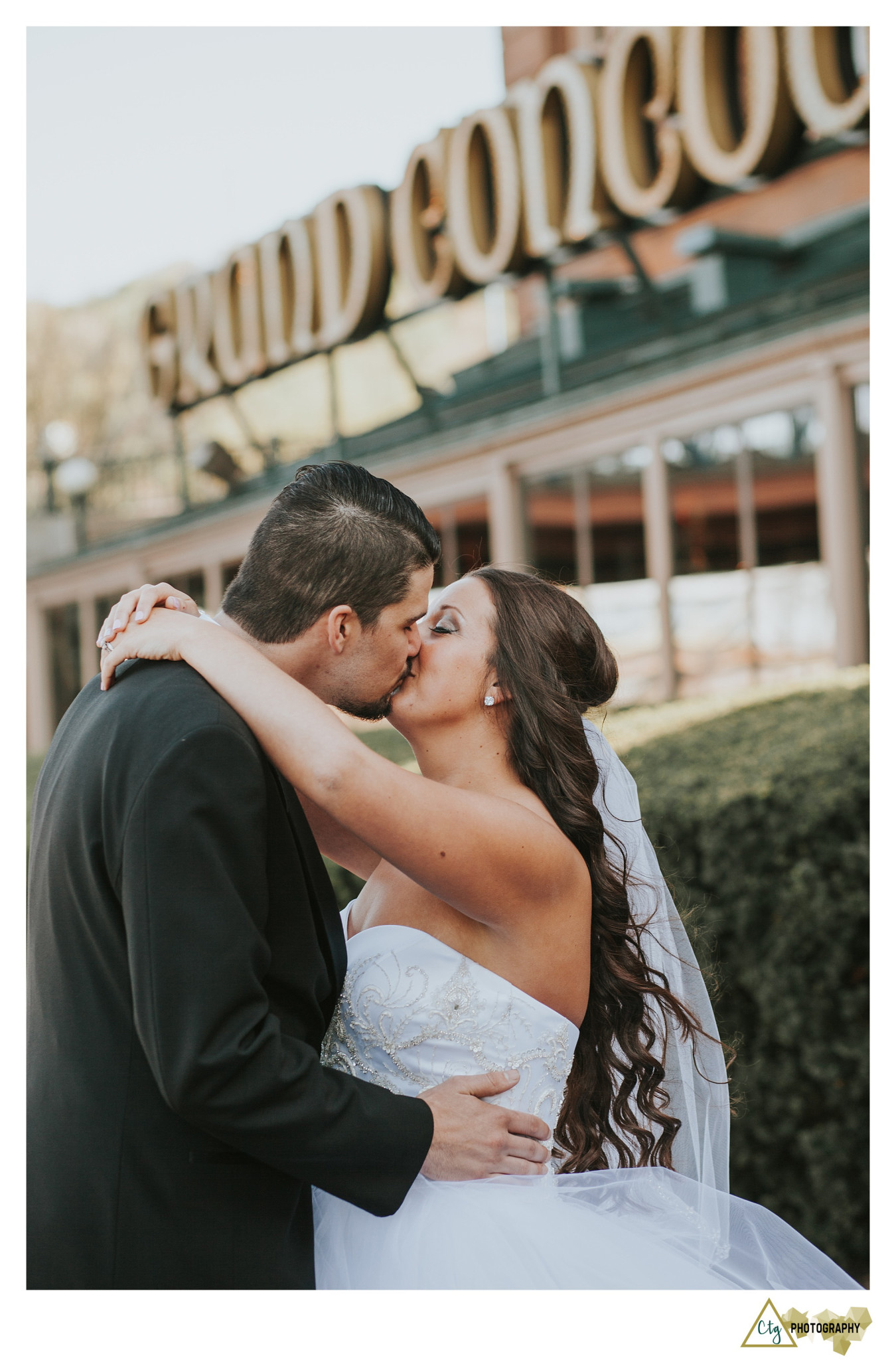 Saint_Bernard_Parish_Wedding-59