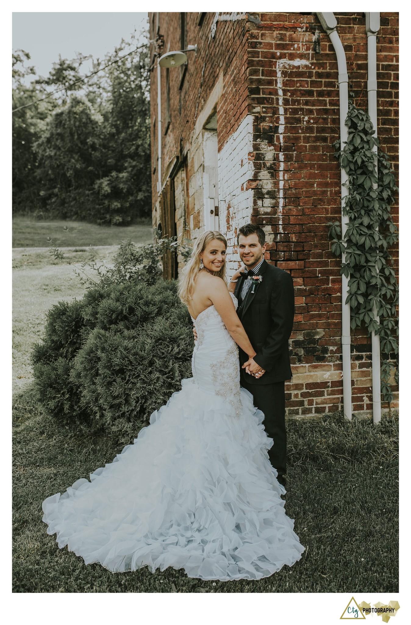 west overton barn wedding photos_0074