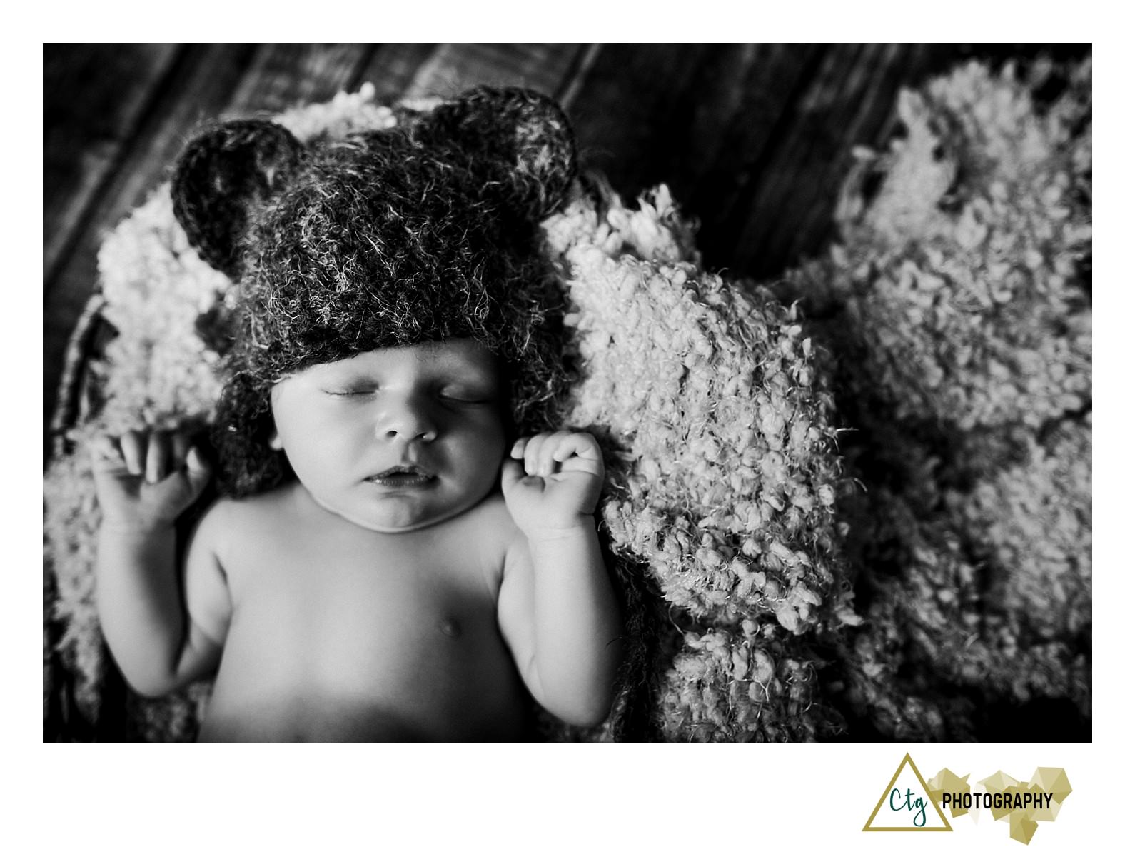 Pittsburgh-newborn-photographer_0004