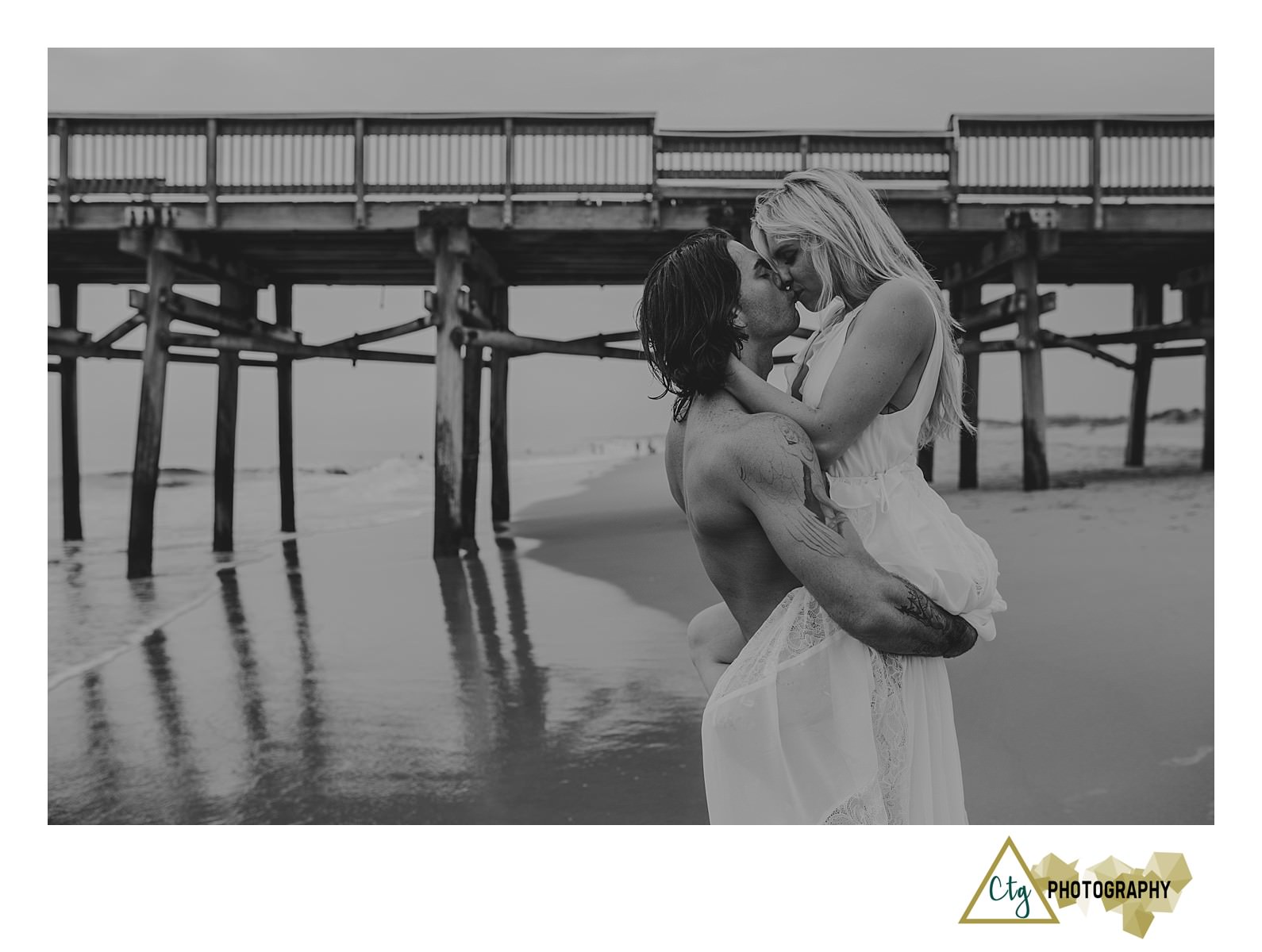 Sandbridge VA Beach Couples Shoot_0022