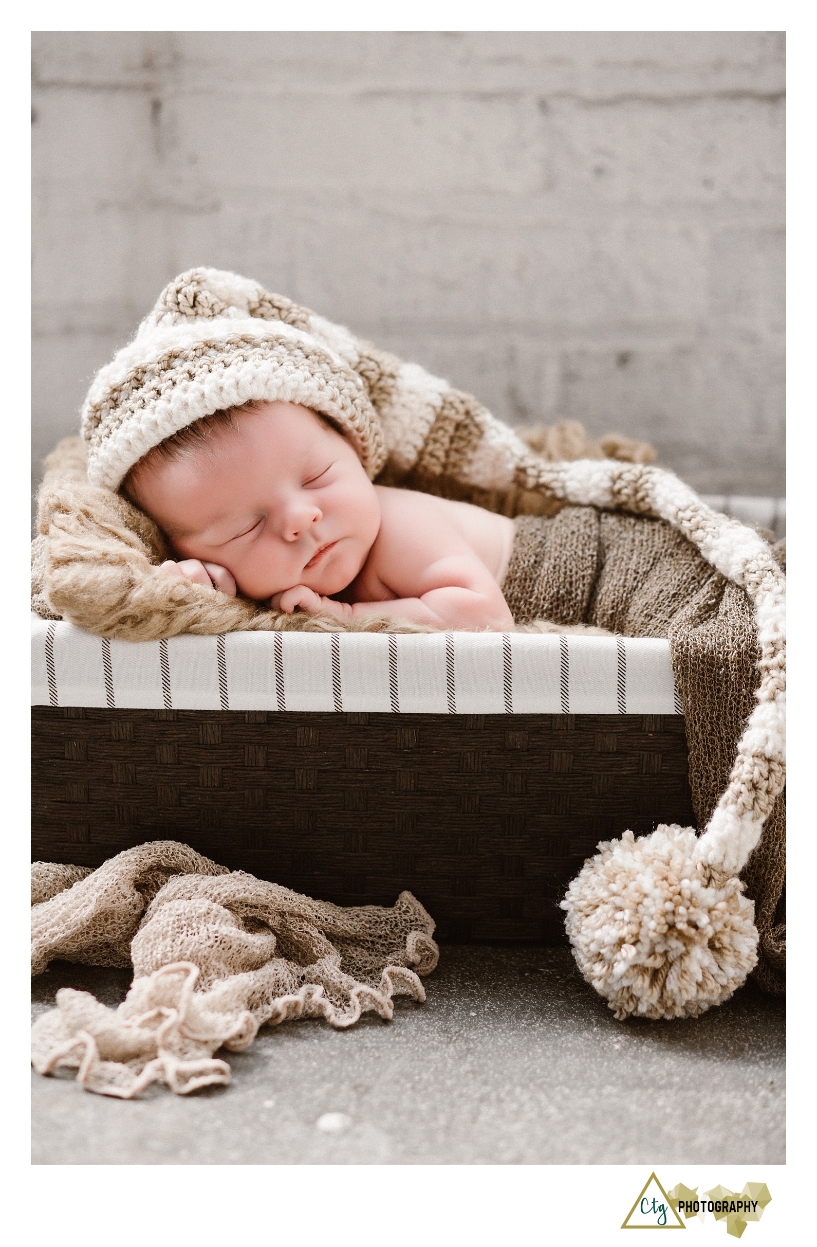 Pittsburgh-newborn-photography_0005