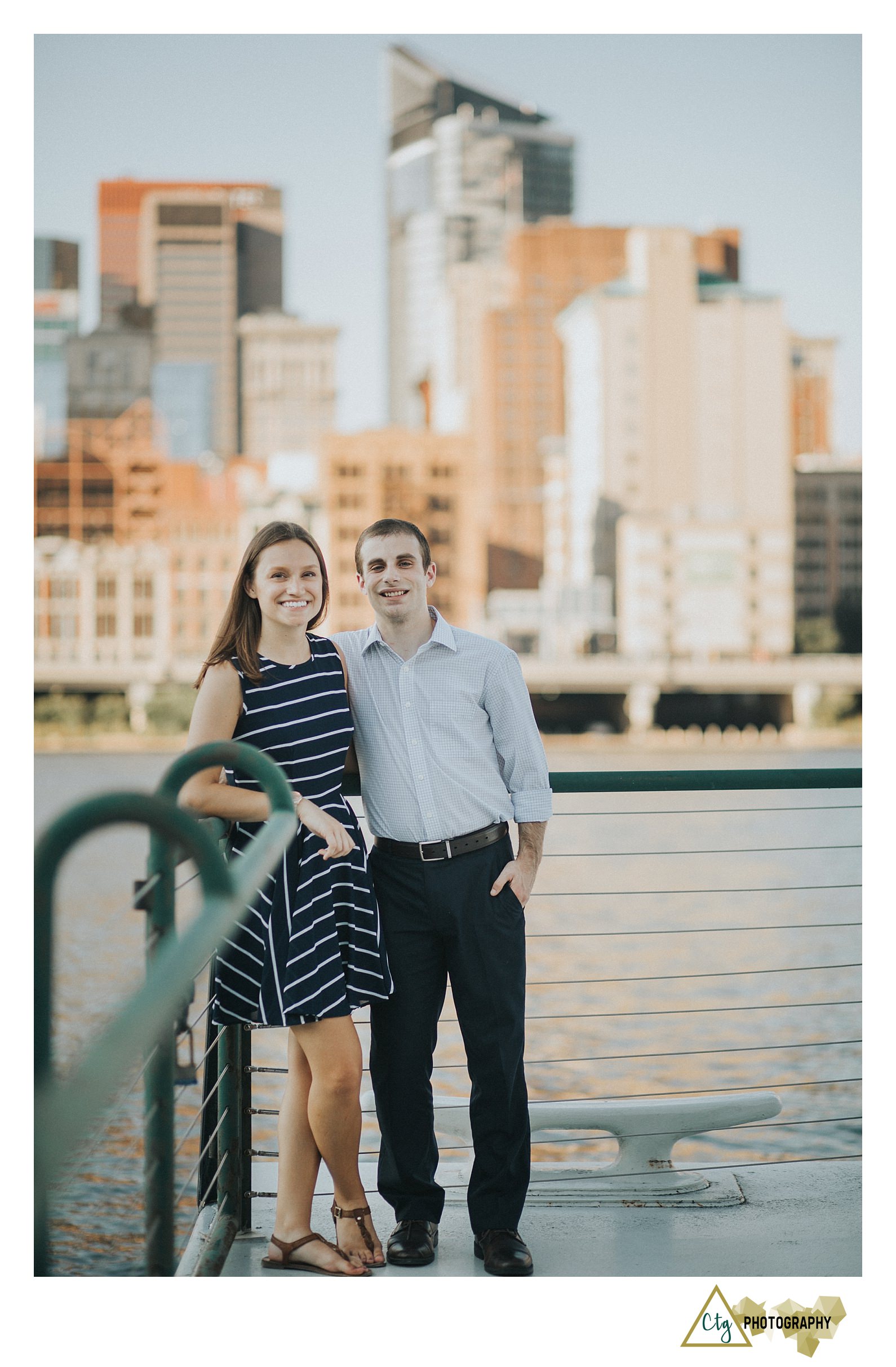 Pittsburgh Engagement Photos_0004