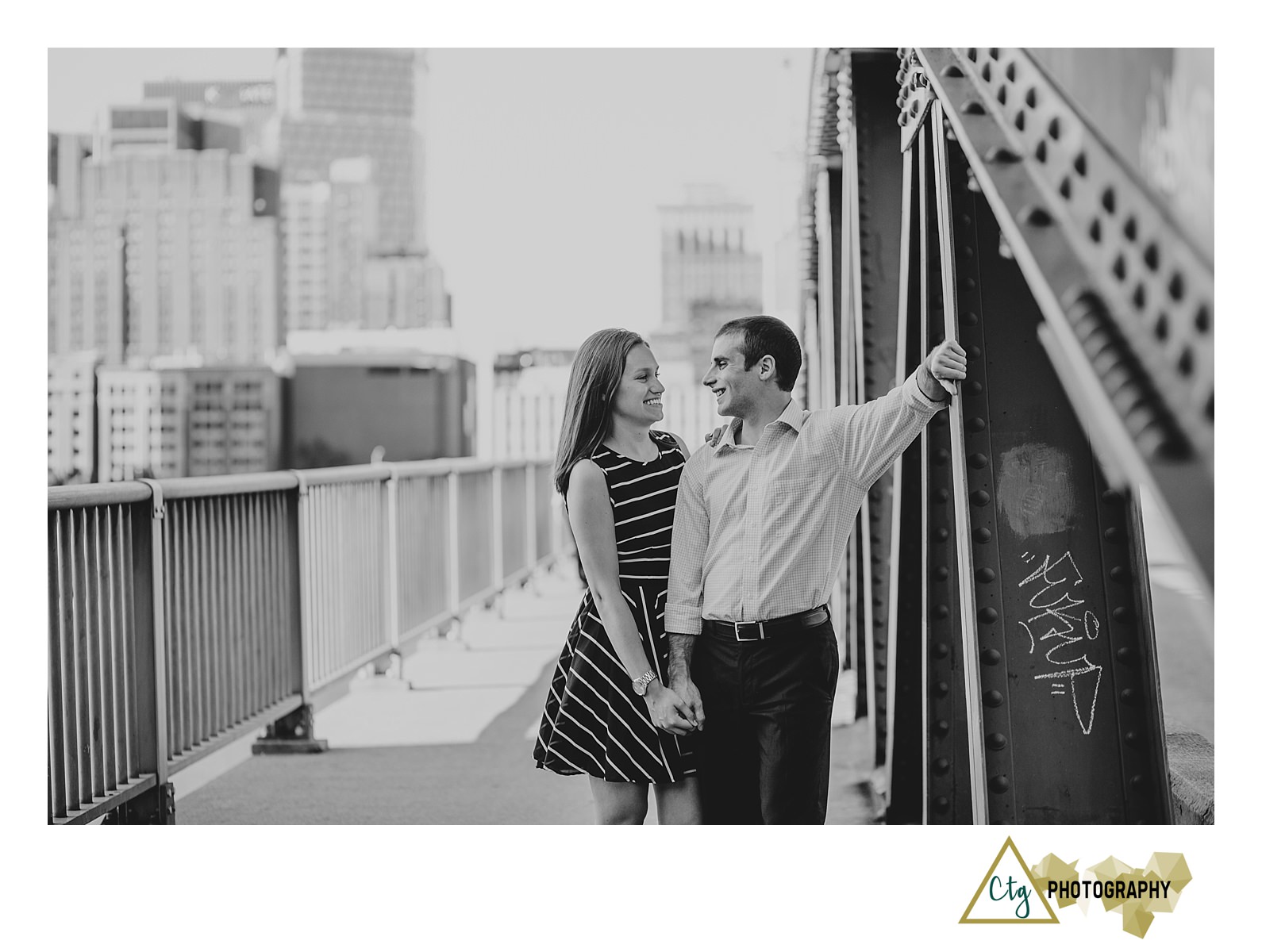 Pittsburgh-Engagement-Photos