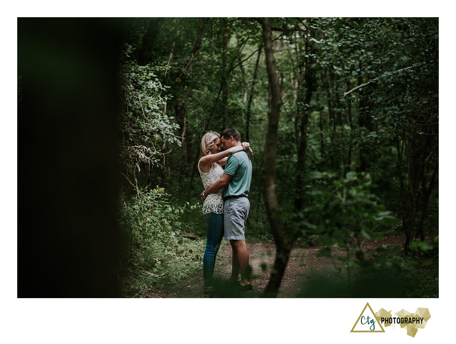 pittsburgh-botanical-gardens-engagement-photos_0008