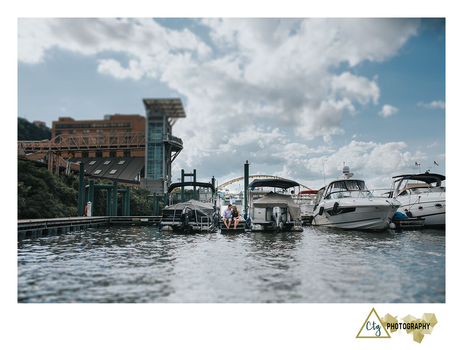 pittsburgh-botanical-gardens-engagement-photos_0017