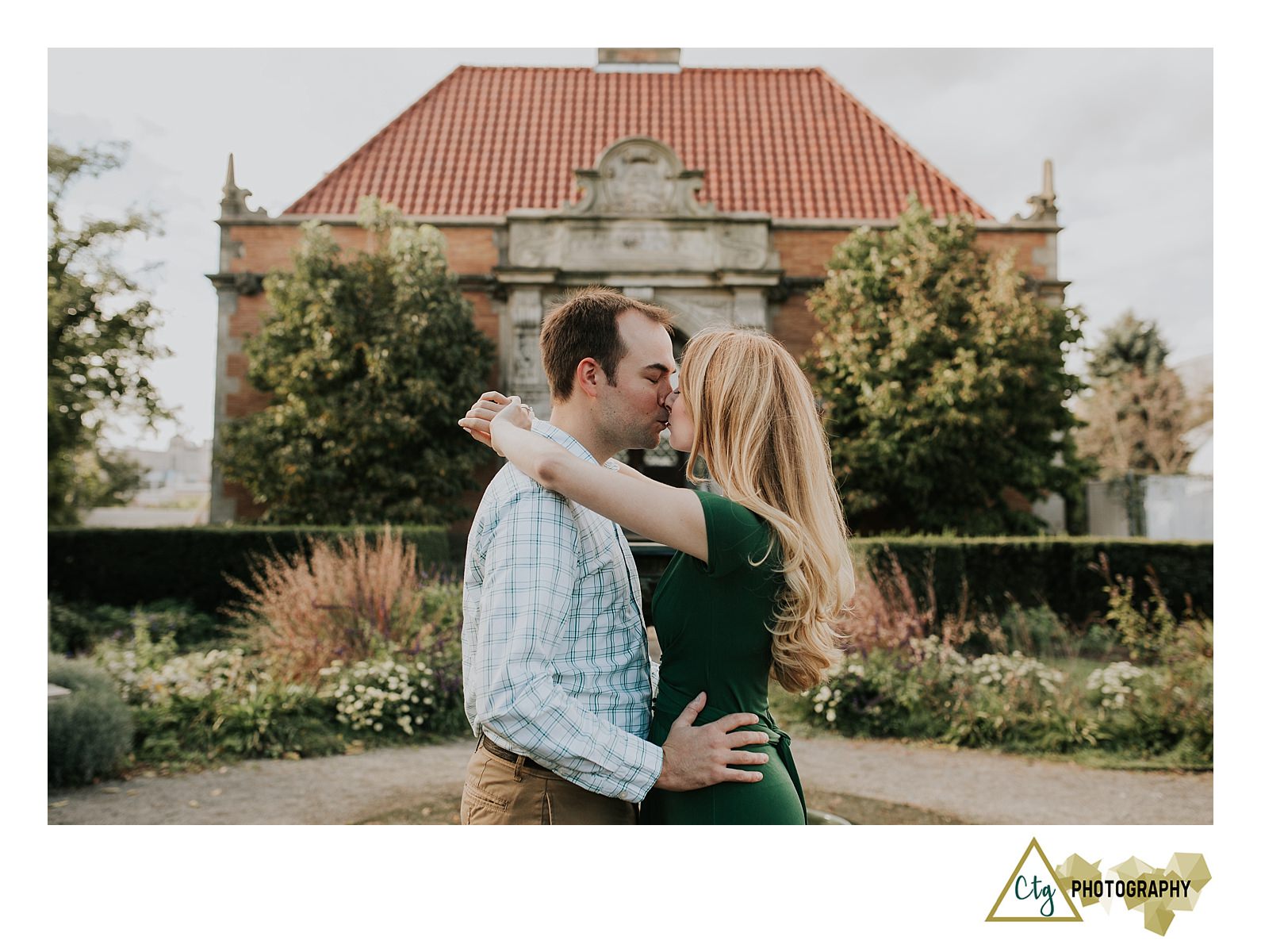 pittsburgh-city-engagement-photos_0001