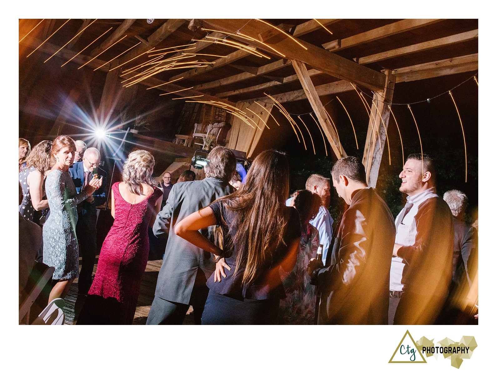 shady-elms-farm-wedding-photos