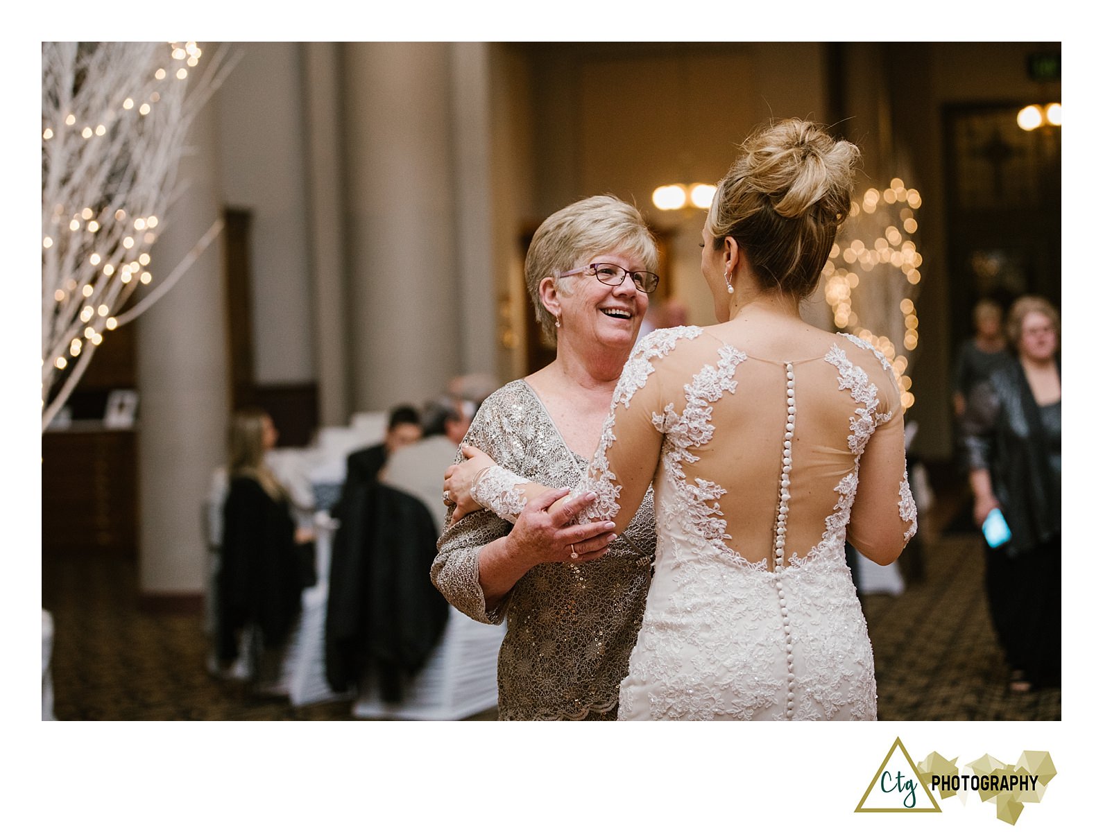 Winter Wedding At Heinz Chapel And The Priory