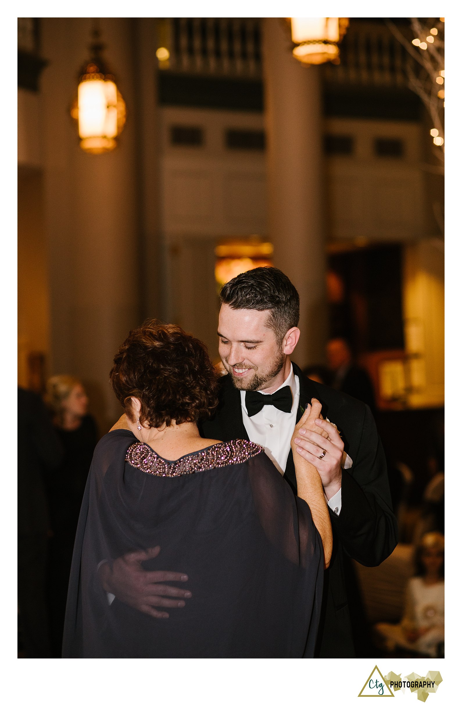 Winter Wedding At Heinz Chapel And The Priory