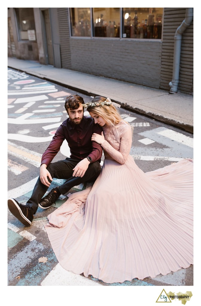 Downtown Pgh Couples Shoot_0025