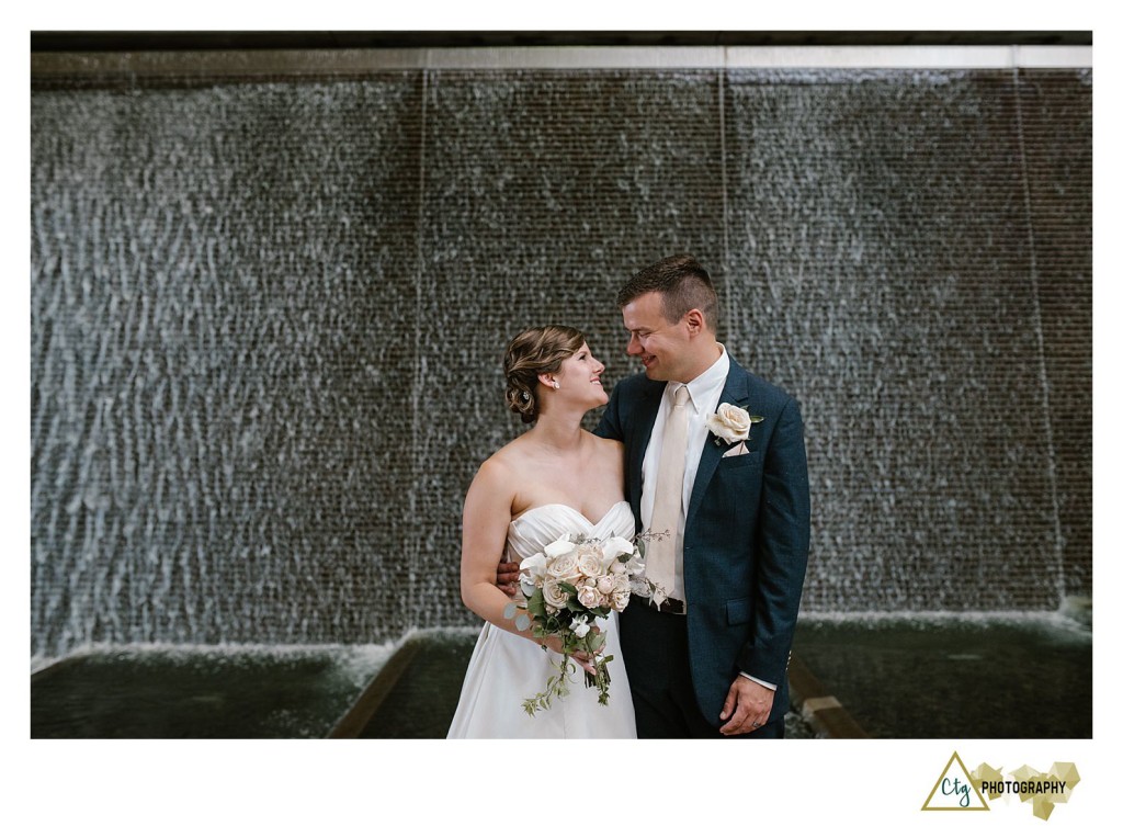 downtown pgh wedding photos