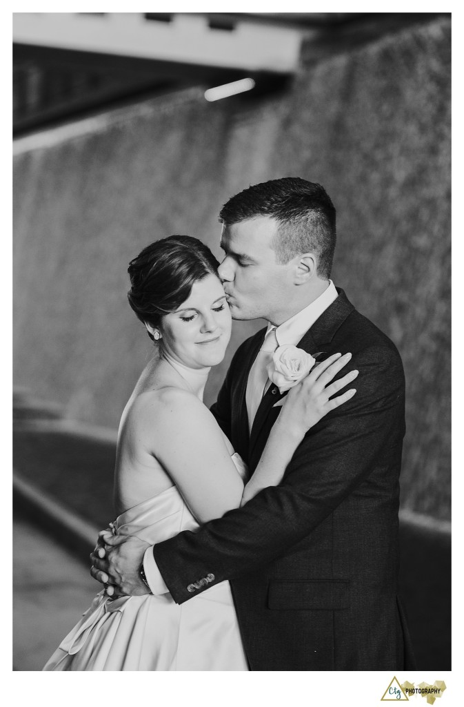 downtown pgh wedding photos