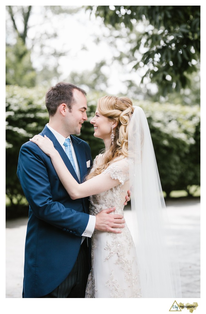 downton abby themed wedding couple