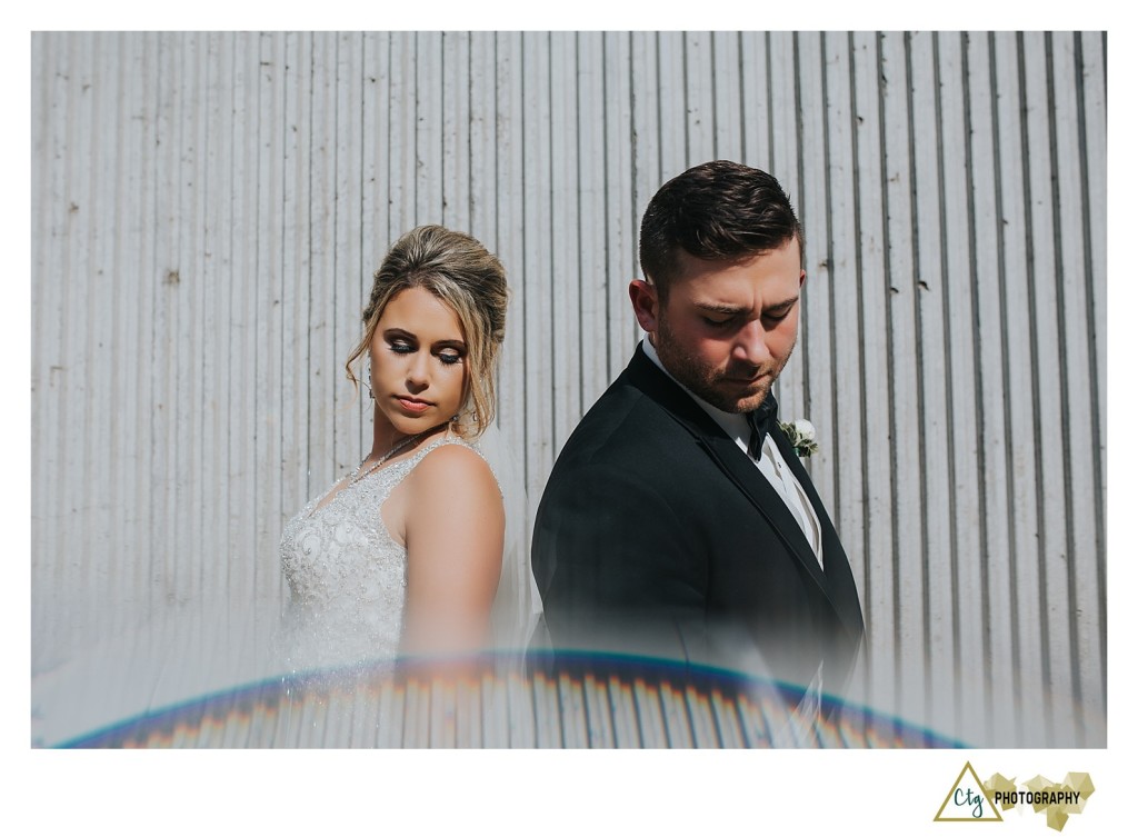 bride and groom in downtown pittsburgh