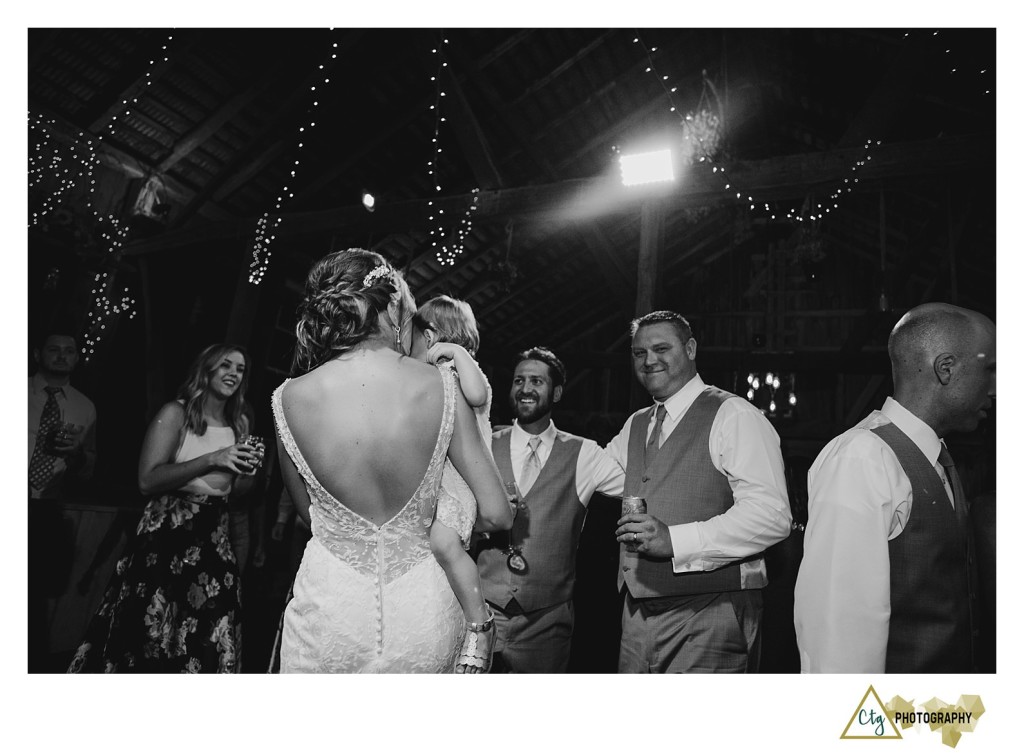 reception photos at the hayloft