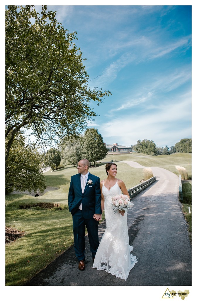 bride and groom at southpointe golf club