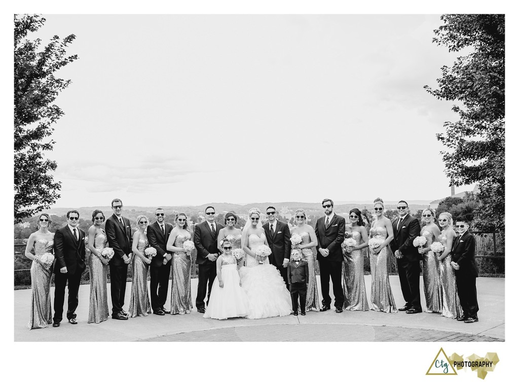 seaton hill bridal party photos