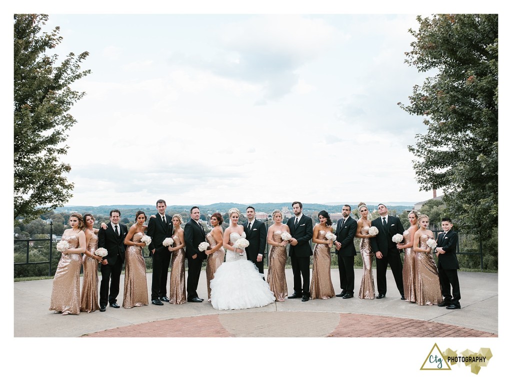 seaton hill bridal party photos