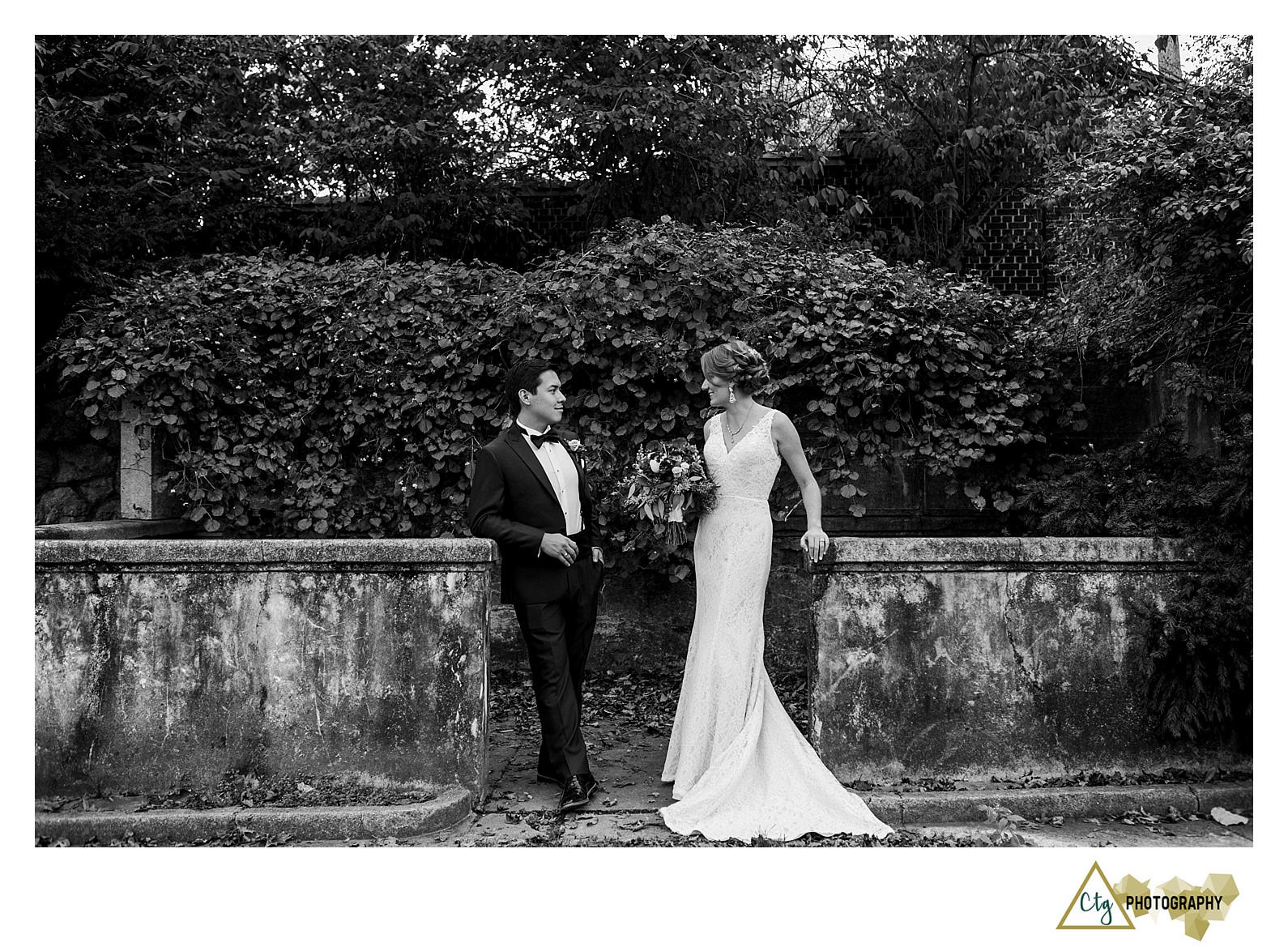 bride and groom at Mellon Park Pgh