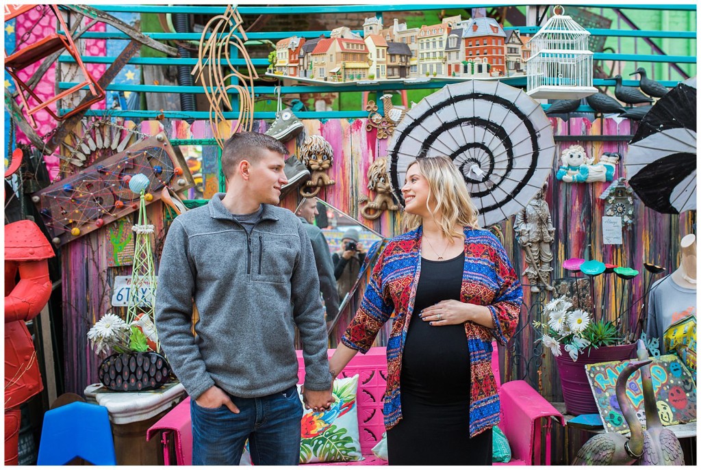 randyland maternity photos