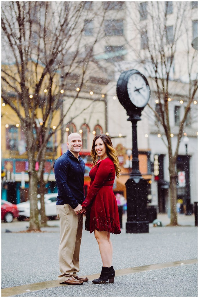 market square engagement photos