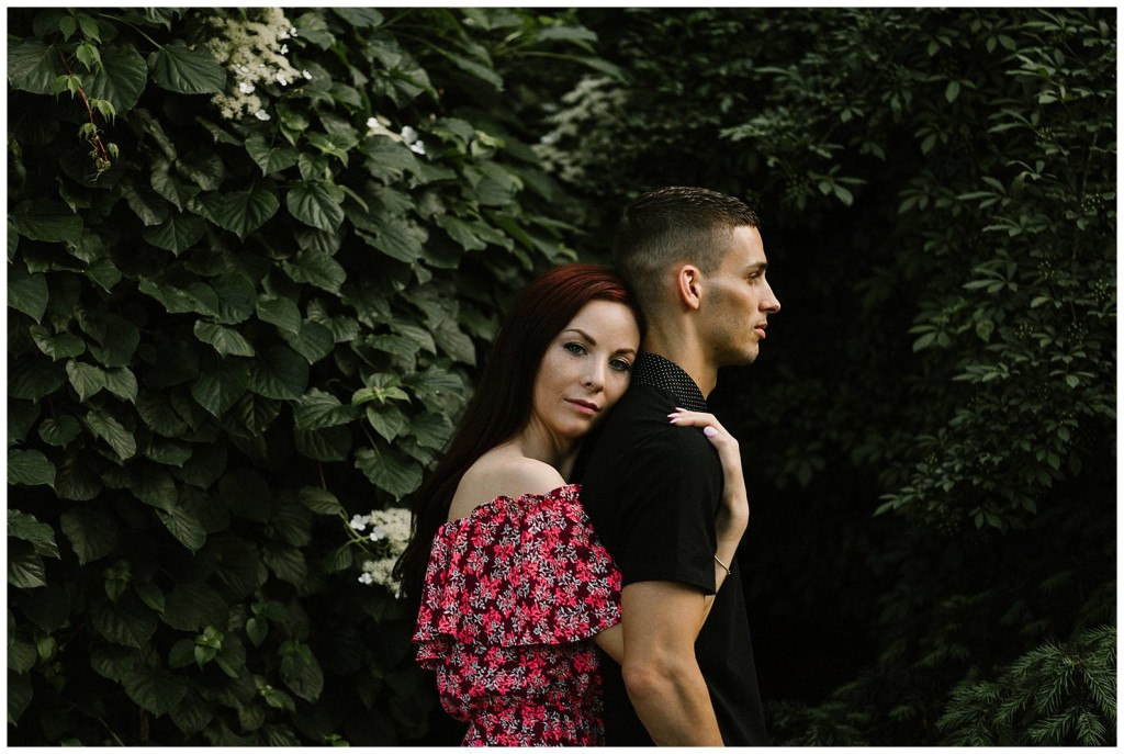 Mellon Park Engagement Photos_0015