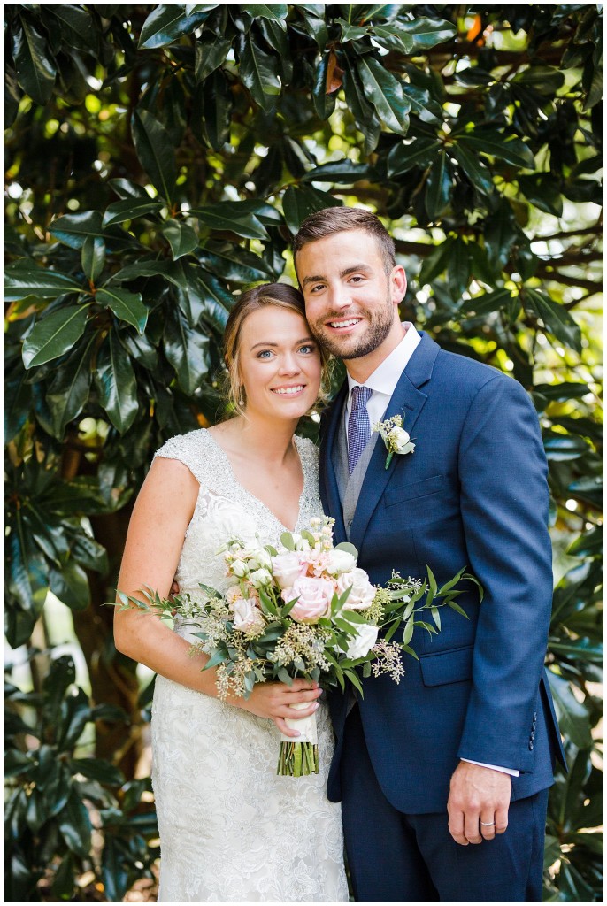 bride and groom at longue vue club