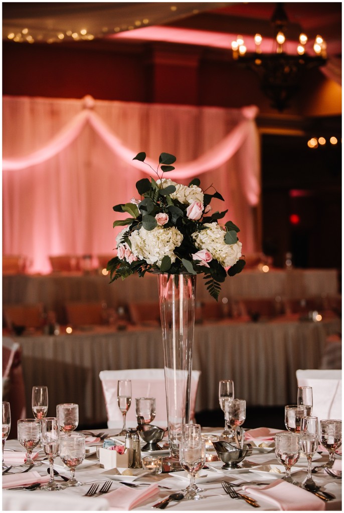 DoubleTree by Hilton Hotel Pittsburgh - Meadow Lands