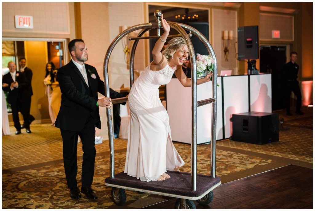 DoubleTree by Hilton Hotel Pittsburgh - Meadow Lands