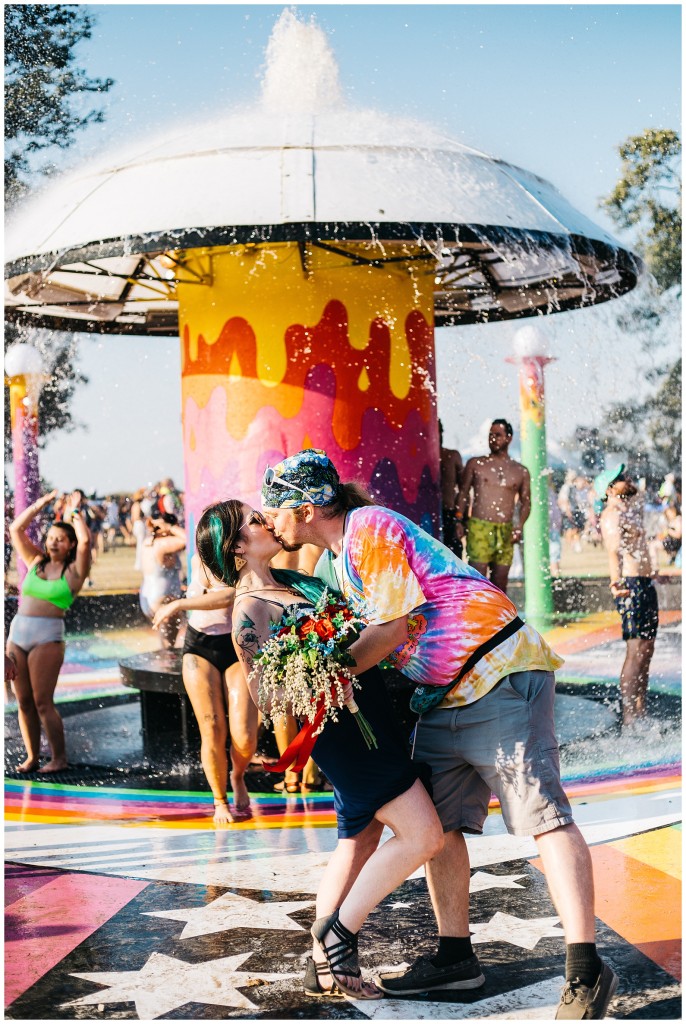 bonnaroo fountain wedding photos