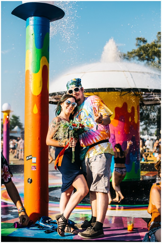 bonnaroo fountain wedding photos