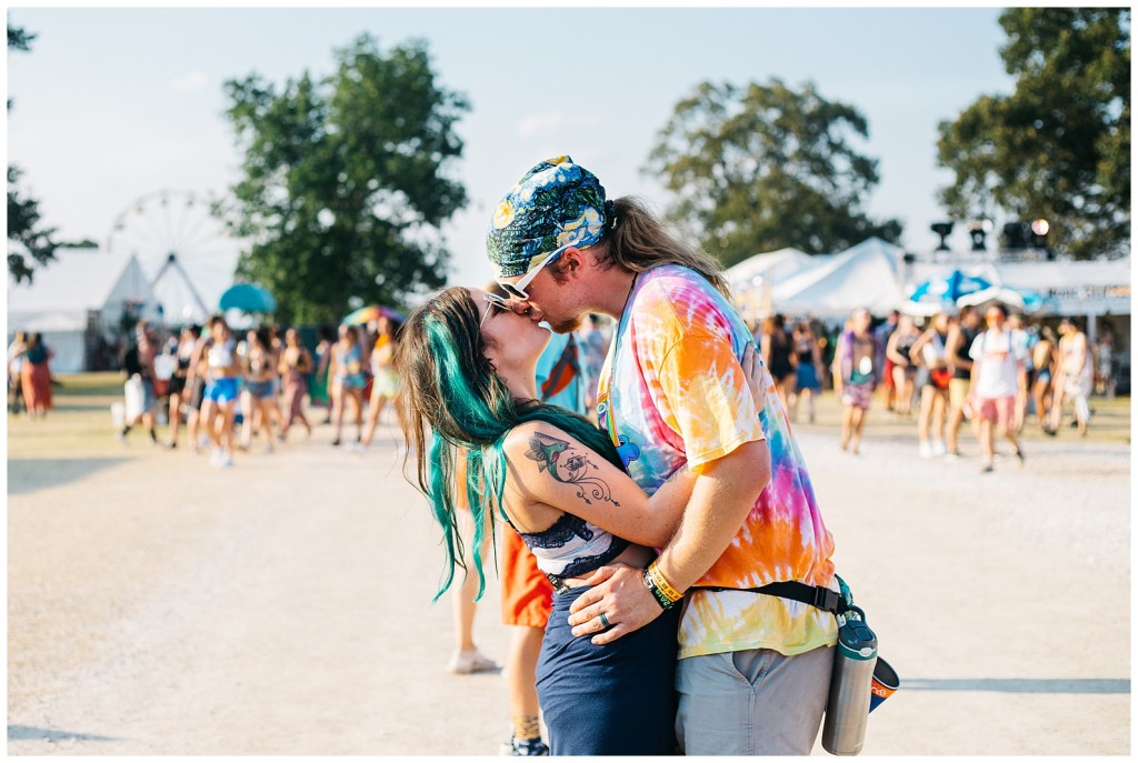 bonnaroo wedding photos